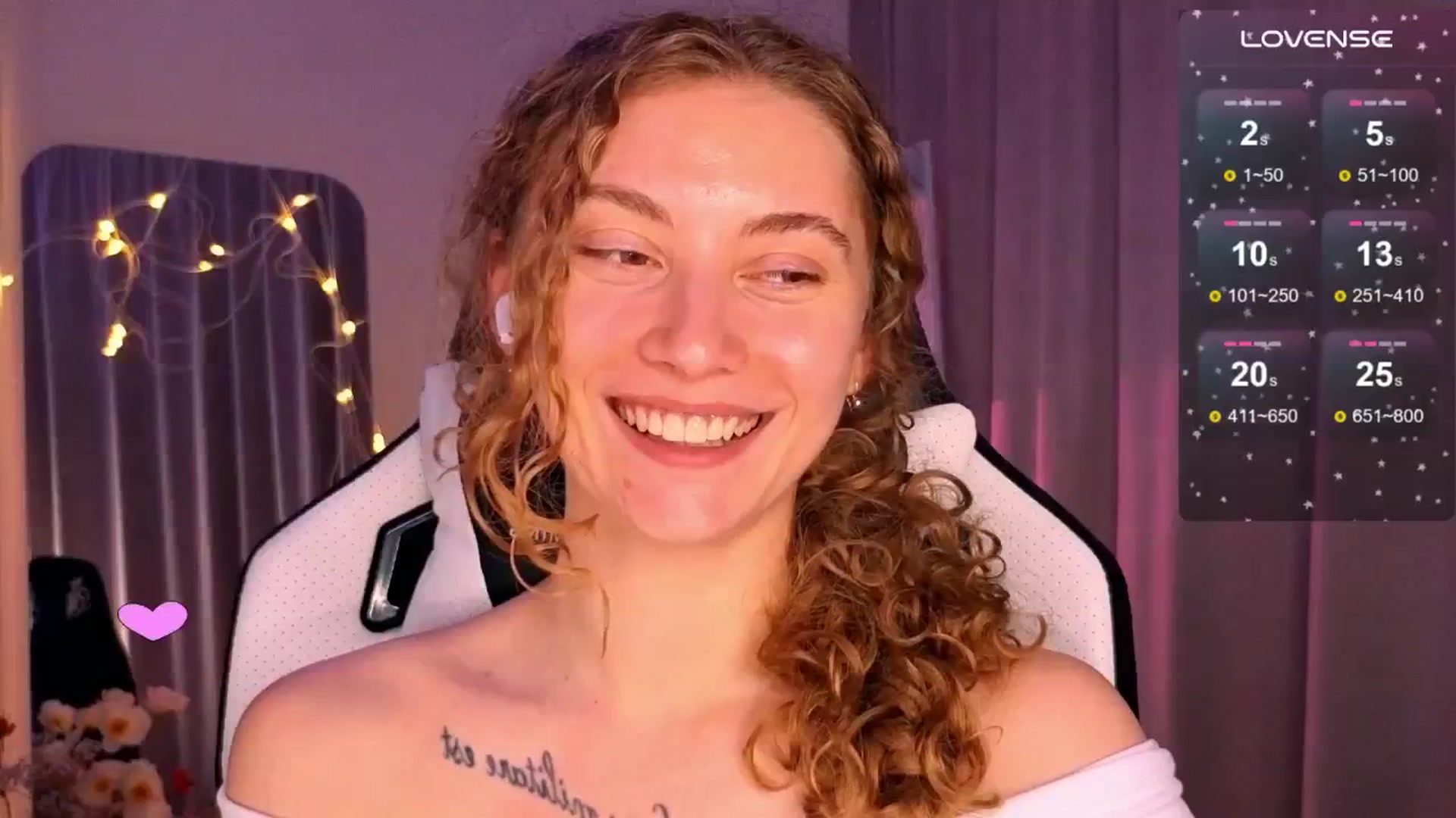 Gallery image thumbnail from Lady_Curls's myfreecams stream on, 05/27/2025, 01:19 image 6 of 20