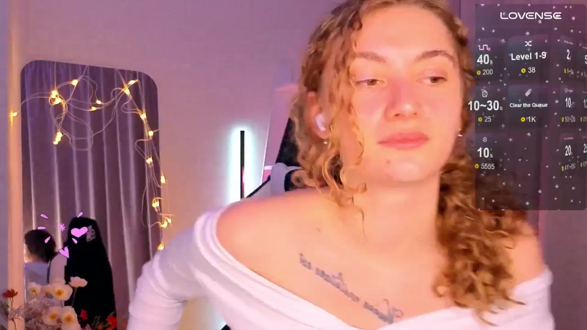 Gallery image thumbnail from Lady_Curls's myfreecams stream on, 05/27/2025, 01:19 image 5 of 20