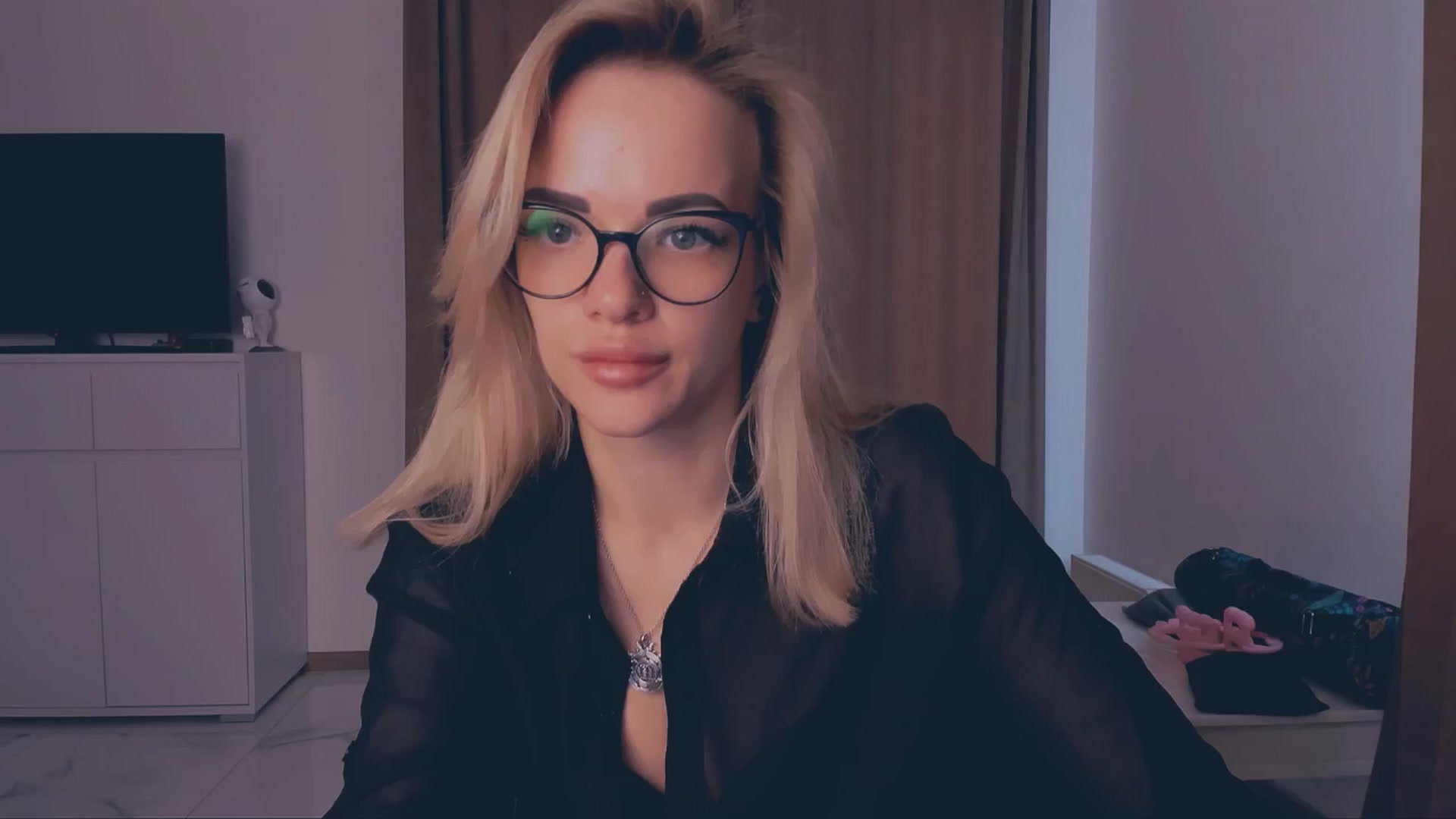 Gallery image thumbnail from Lady_Eva's myfreecams stream on, 05/27/2025, 15:03 image 7 of 20
