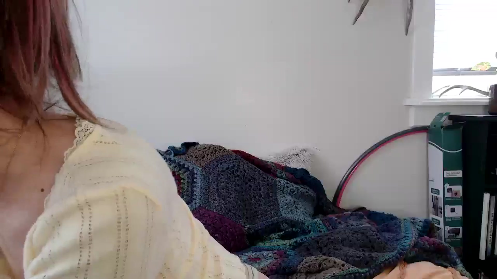 Gallery image thumbnail from Lady_Garnet22's myfreecams stream on, 01/16/2025, 19:08 image 13 of 20