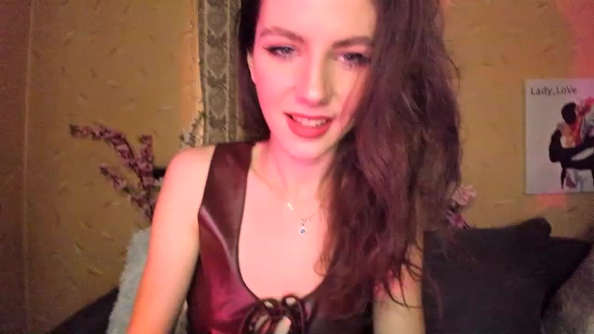 Gallery image thumbnail from Lady_LoVe7's myfreecams stream on, 12/16/2022, 18:47 image 4 of 20