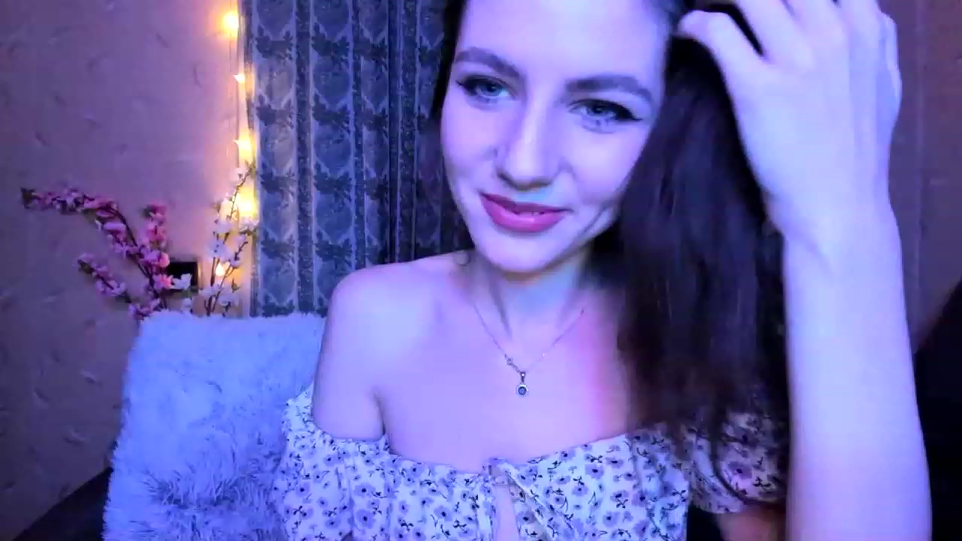 Gallery image thumbnail from Lady_LoVe7's myfreecams stream on, 12/16/2022, 22:16 image 11 of 20