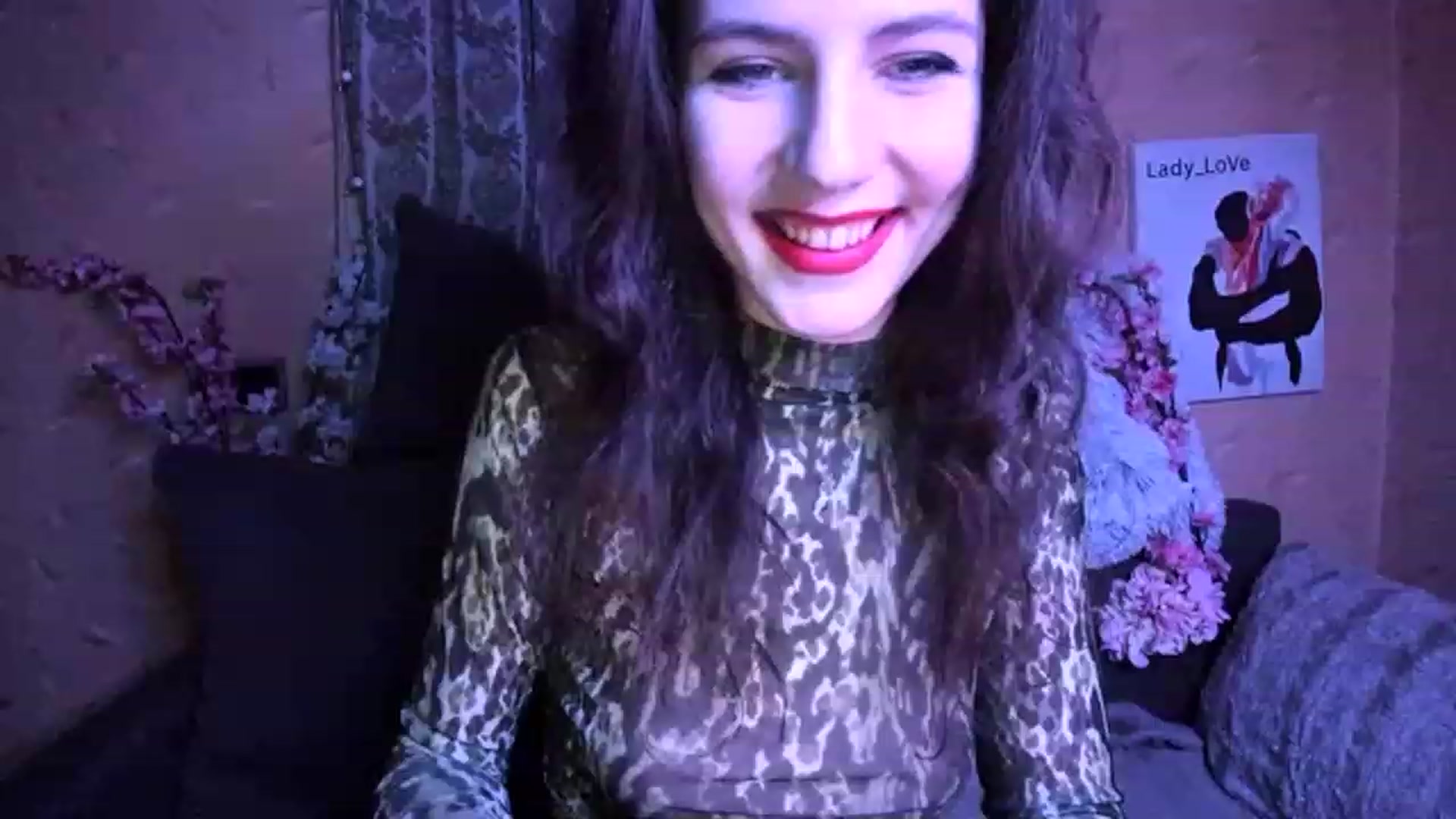 Gallery image thumbnail from Lady_LoVe7's myfreecams stream on, 12/19/2022, 21:53 image 1 of 20