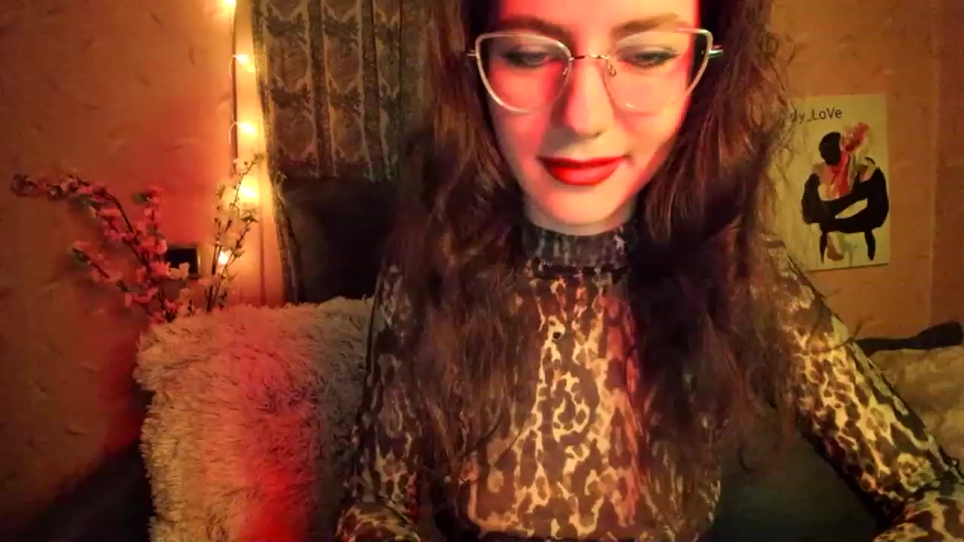 Gallery image thumbnail from Lady_LoVe7's myfreecams stream on, 12/21/2022, 03:46 image 4 of 20