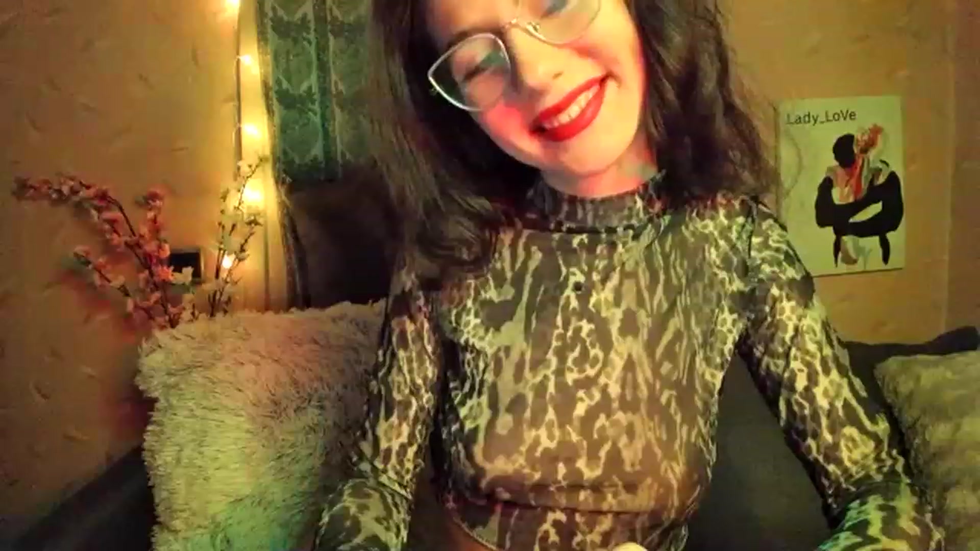Gallery image thumbnail from Lady_LoVe7's myfreecams stream on, 12/21/2022, 03:46 image 2 of 20