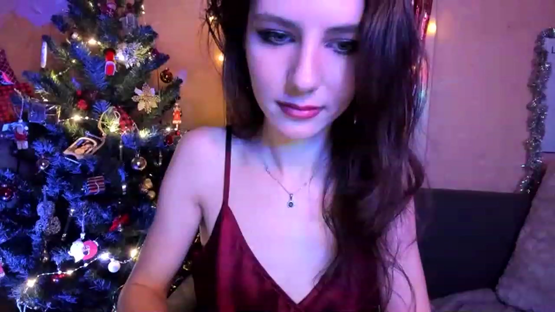 Gallery image thumbnail from Lady_LoVe7's myfreecams stream on, 12/25/2022, 06:21 image 10 of 20