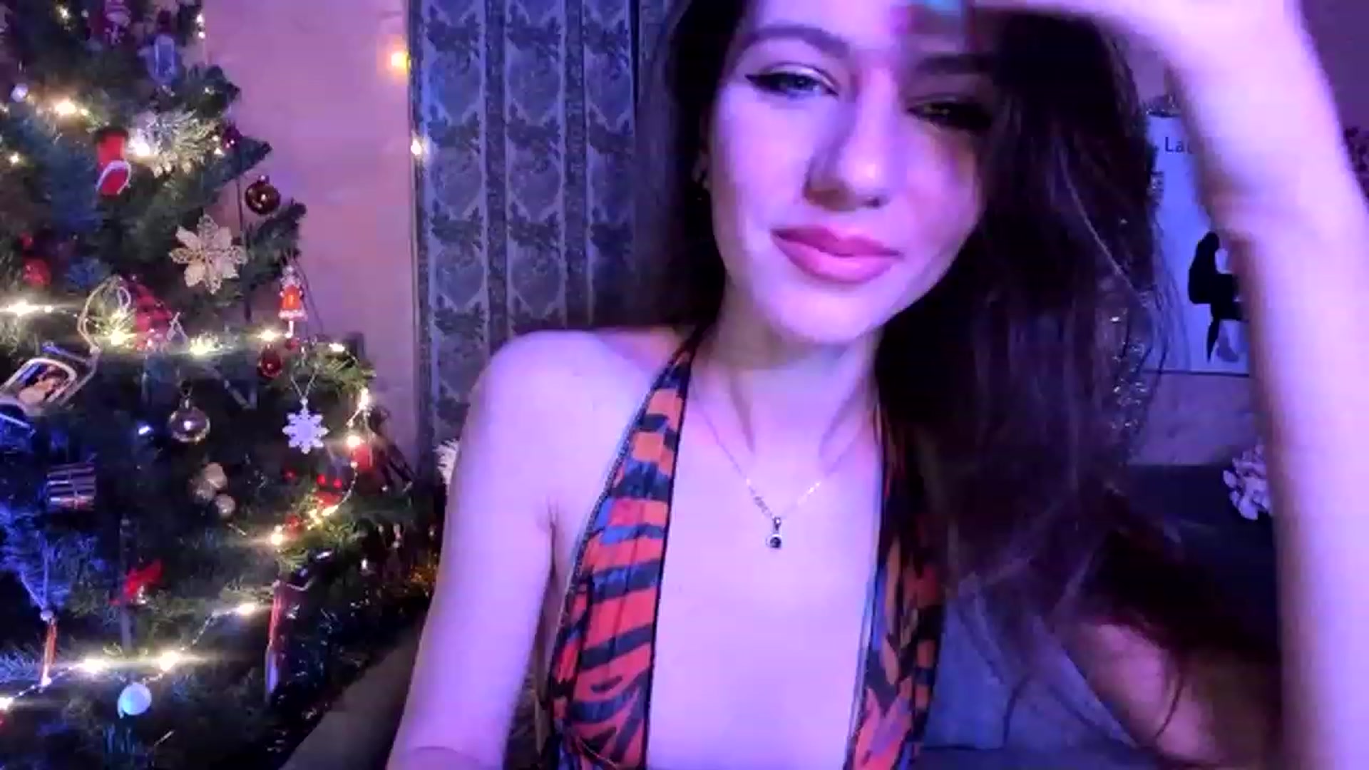 Gallery image thumbnail from Lady_LoVe7's myfreecams stream on, 12/27/2022, 05:18 image 5 of 20