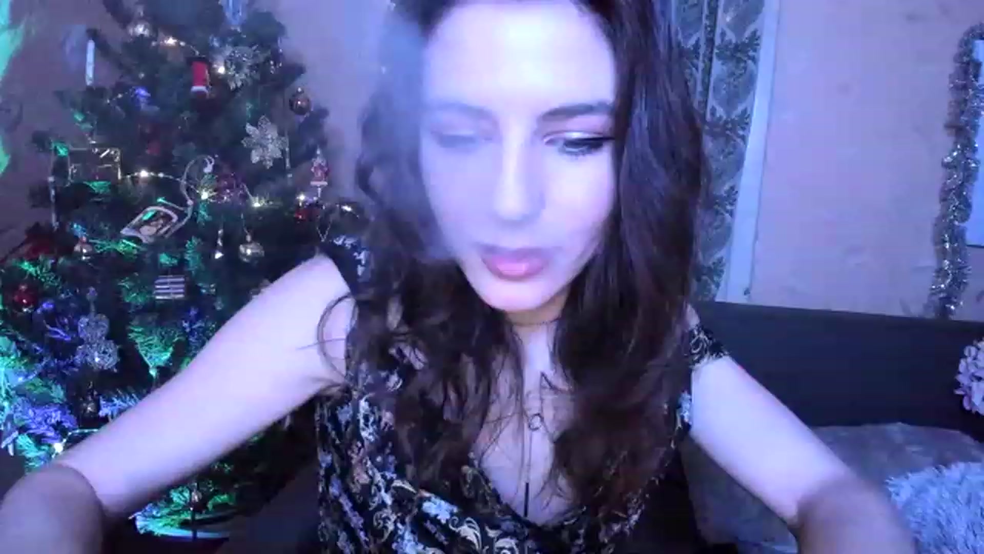 Gallery image thumbnail from Lady_LoVe7's myfreecams stream on, 01/09/2023, 08:12 image 7 of 20