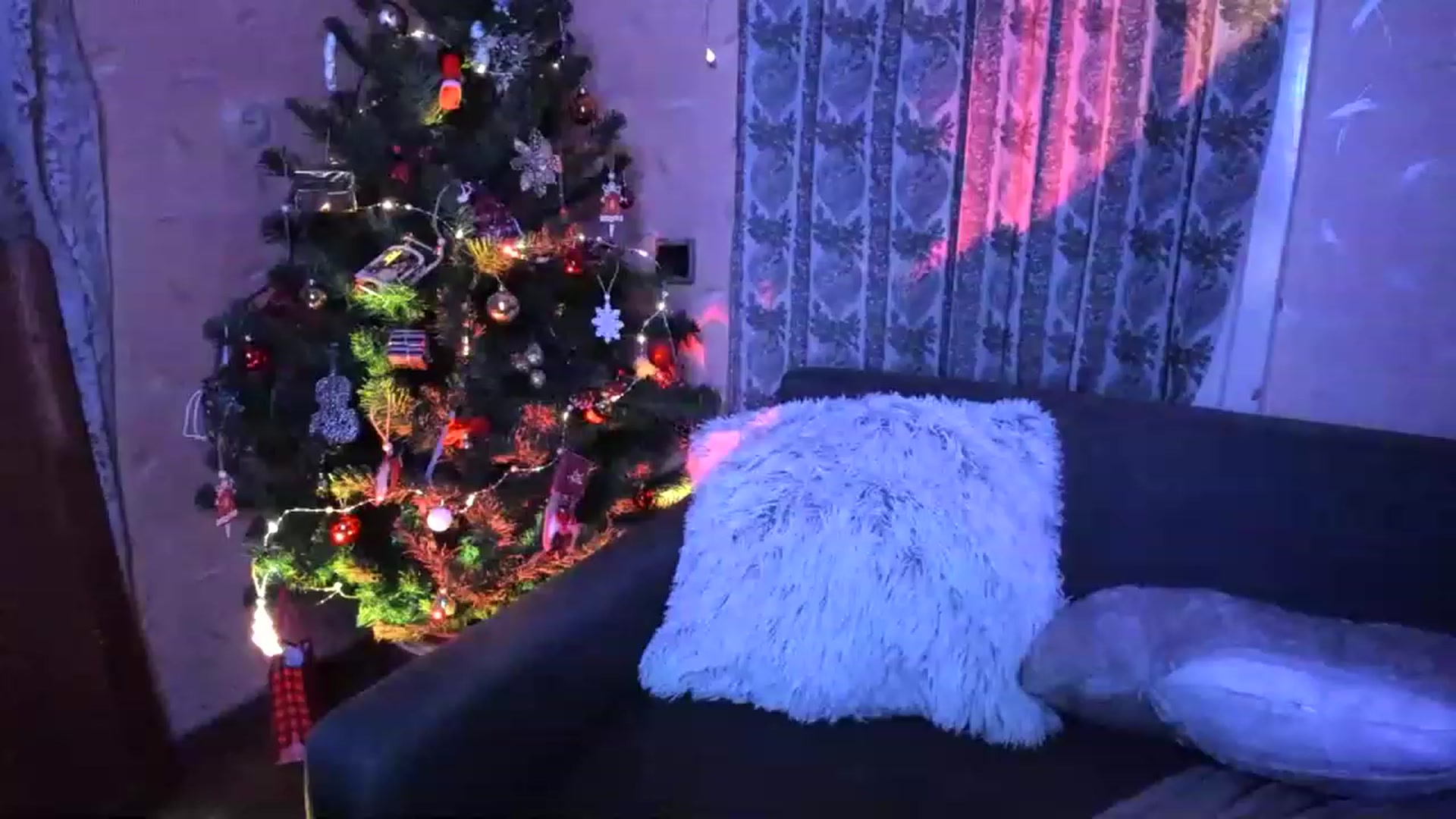Gallery image thumbnail from Lady_LoVe7's myfreecams stream on, 01/22/2023, 04:18 image 20 of 20