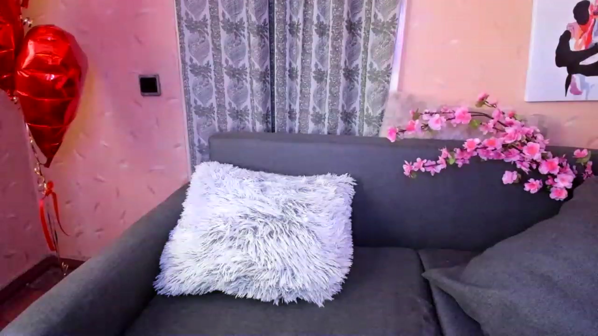 Gallery image thumbnail from Lady_LoVe7's myfreecams stream on, 04/26/2023, 06:54 image 18 of 20
