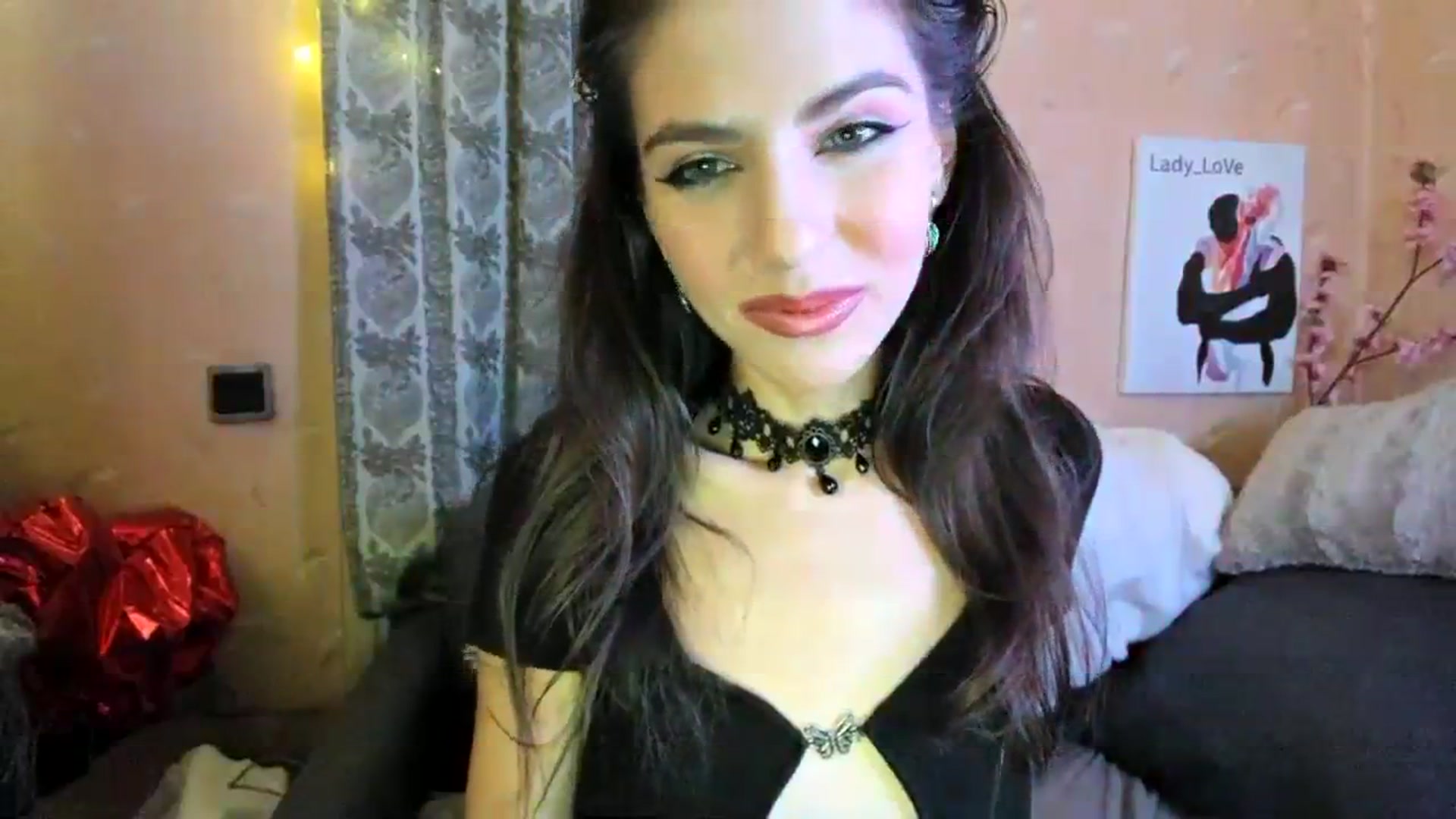 Gallery image thumbnail from Lady_LoVe7's myfreecams stream on, 10/06/2023, 05:41 image 5 of 20