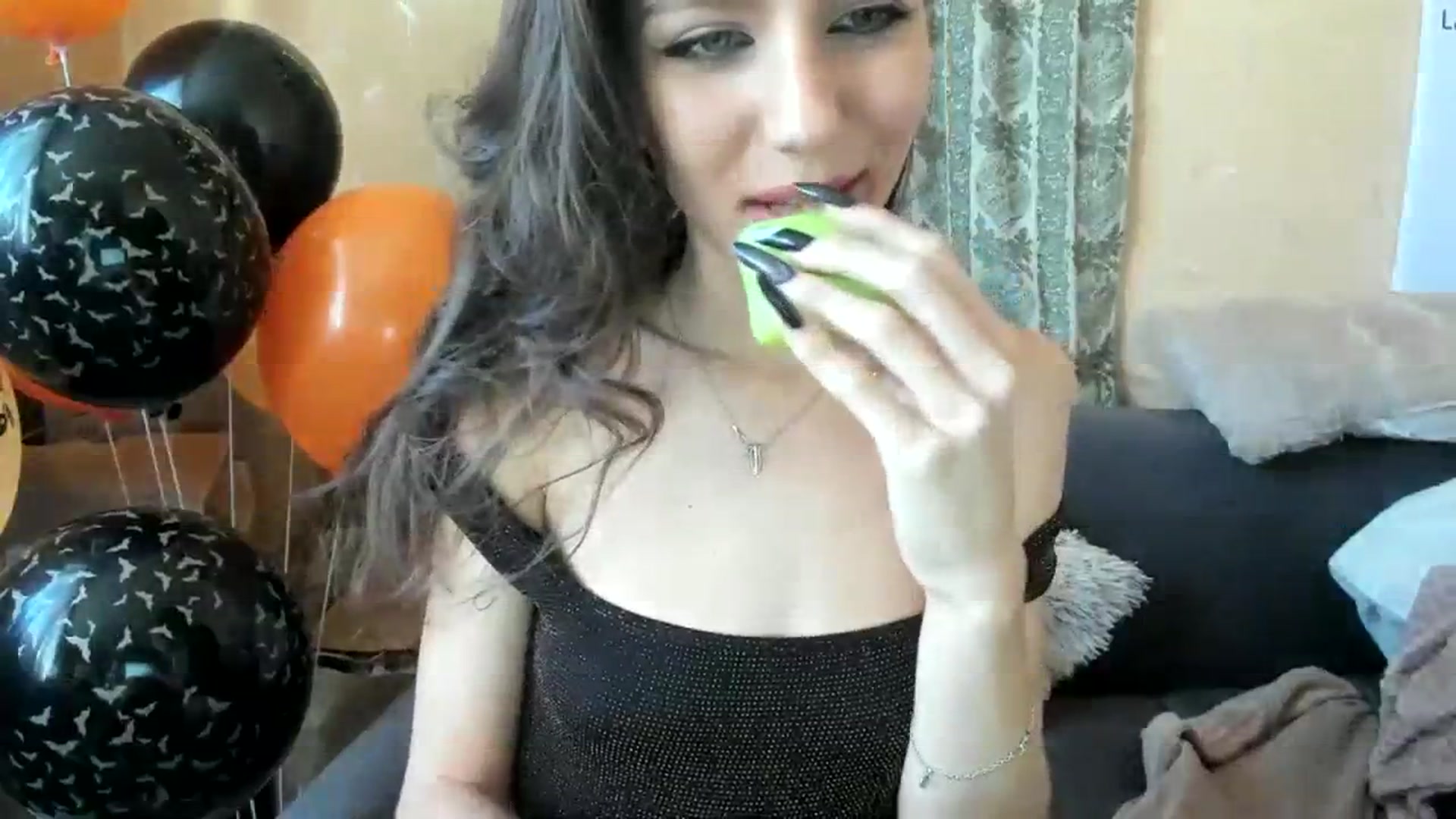 Gallery image thumbnail from Lady_LoVe7's myfreecams stream on, 10/30/2023, 07:52 image 8 of 20