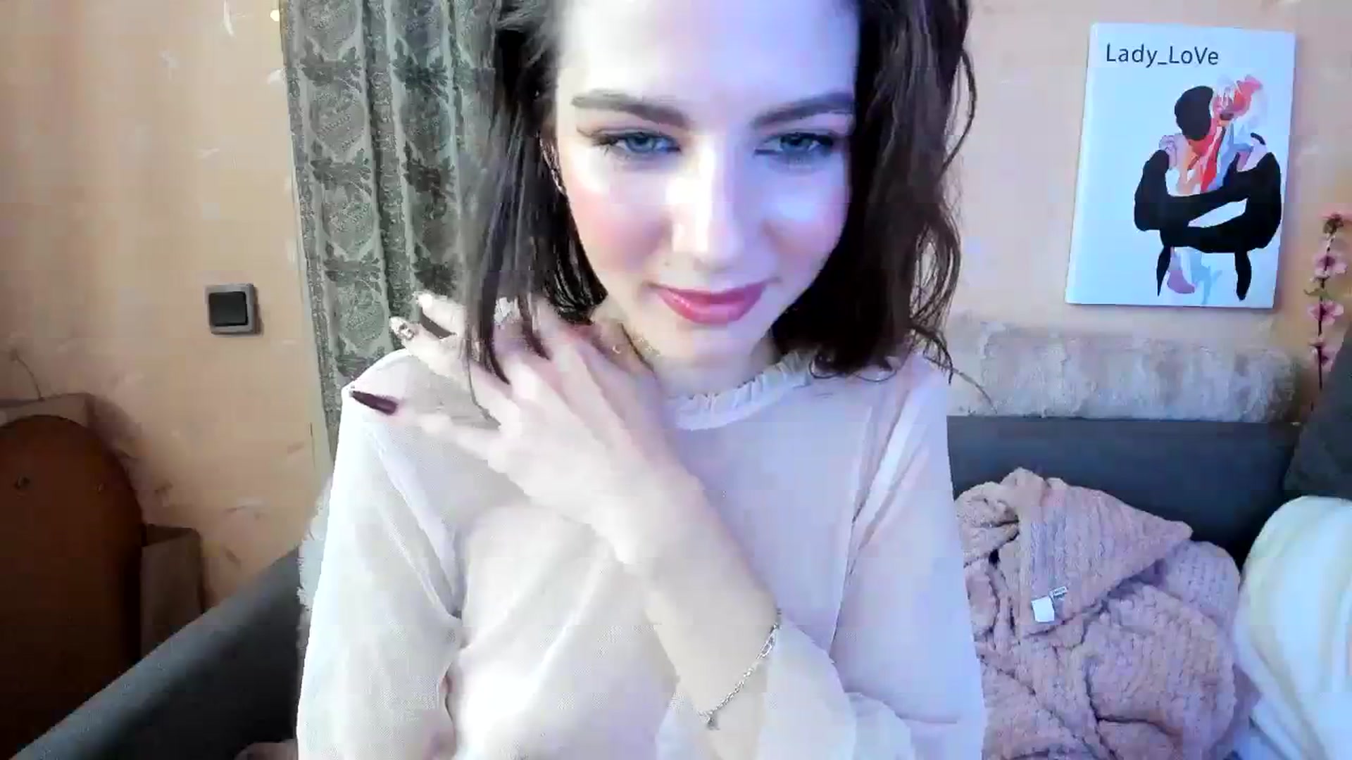 Gallery image thumbnail from Lady_LoVe7's myfreecams stream on, 12/03/2023, 08:10 image 15 of 20