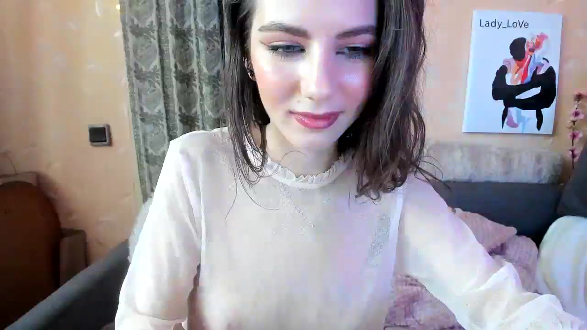 Gallery image thumbnail from Lady_LoVe7's myfreecams stream on, 12/03/2023, 08:10 image 19 of 20