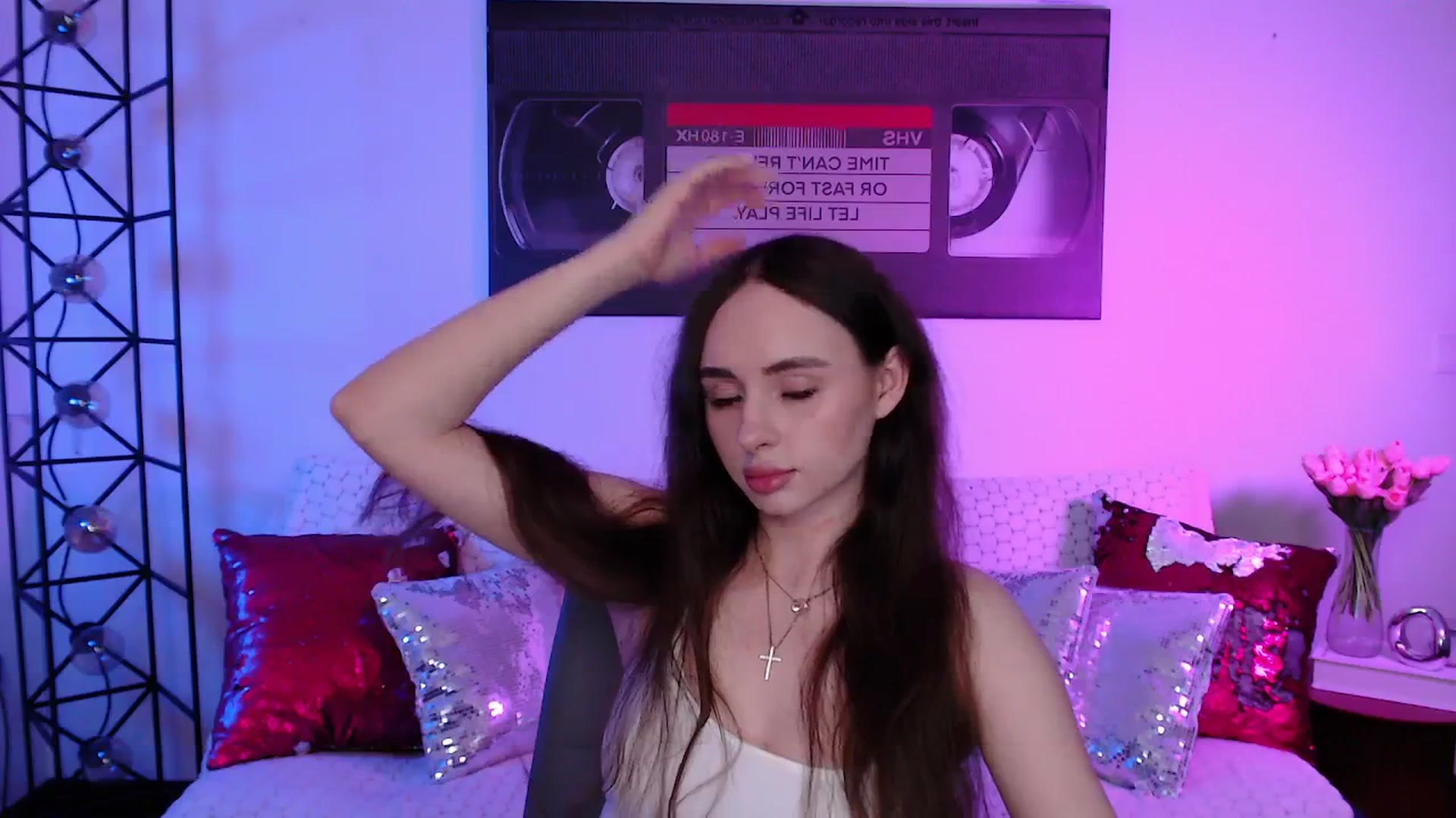 Gallery image thumbnail from Lady_Luck0's myfreecams stream on, 03/18/2026, 21:50 image 14 of 20