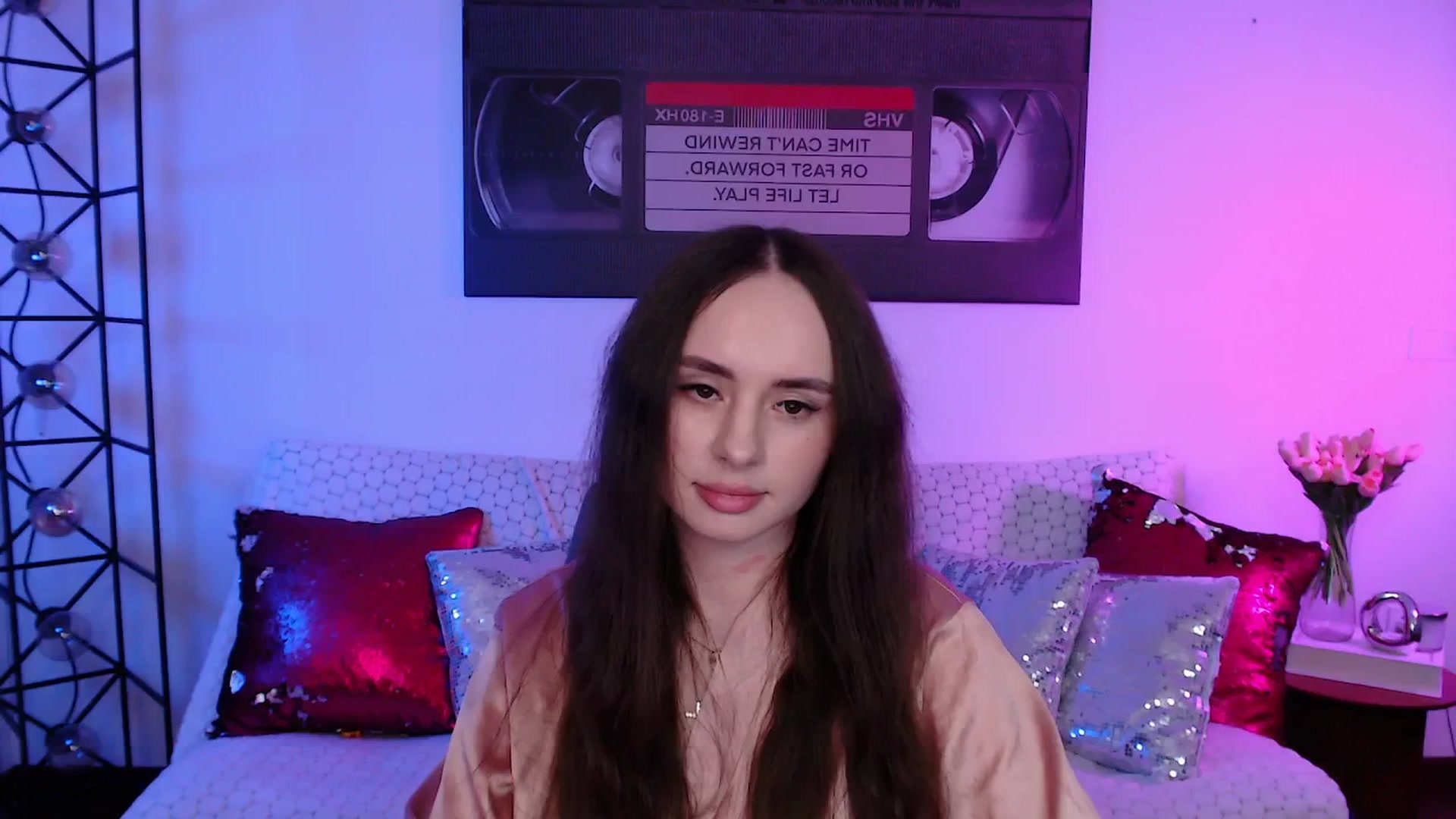Gallery image thumbnail from Lady_Luck0's myfreecams stream on, 03/19/2026, 21:53 image 17 of 20