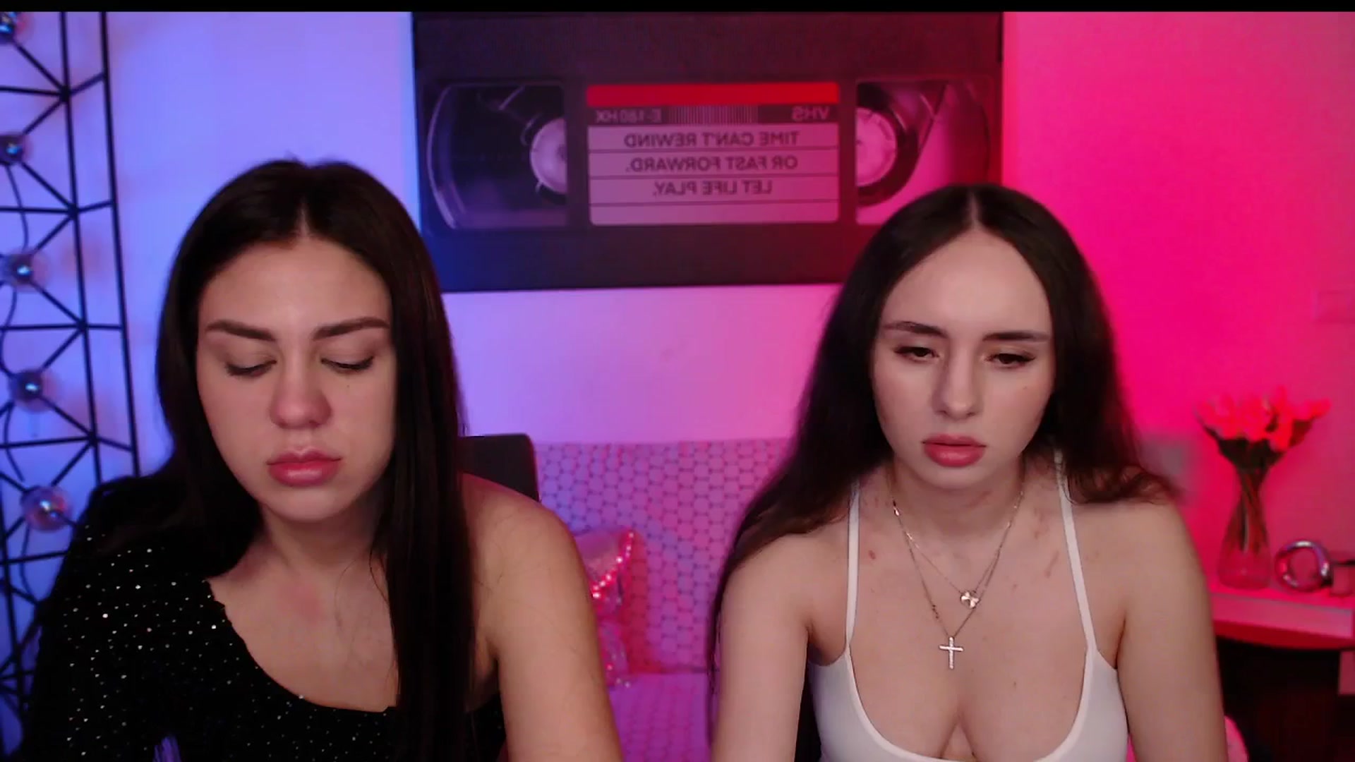 Gallery image thumbnail from Lady_Luck0's myfreecams stream on, 03/25/2026, 24:52 image 15 of 20