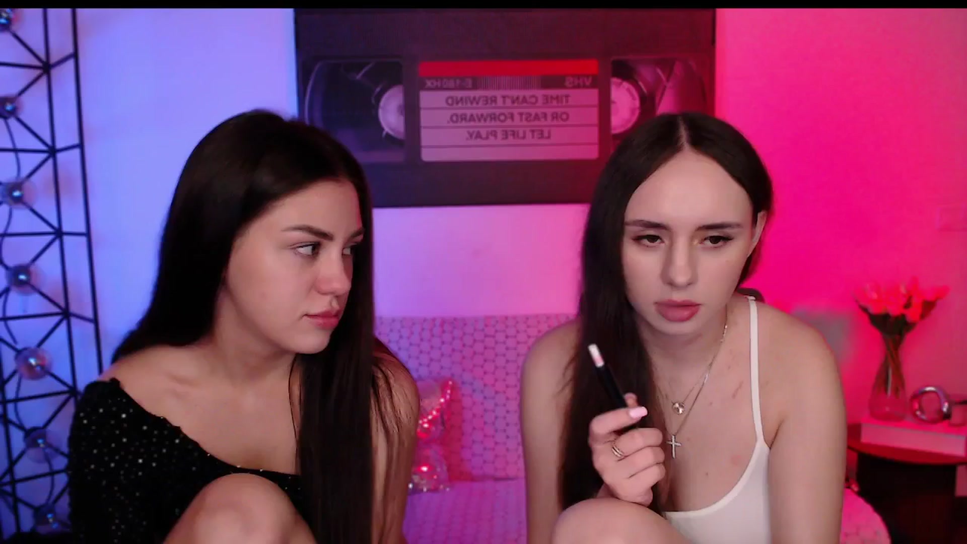 Gallery image thumbnail from Lady_Luck0's myfreecams stream on, 03/25/2026, 24:52 image 13 of 20