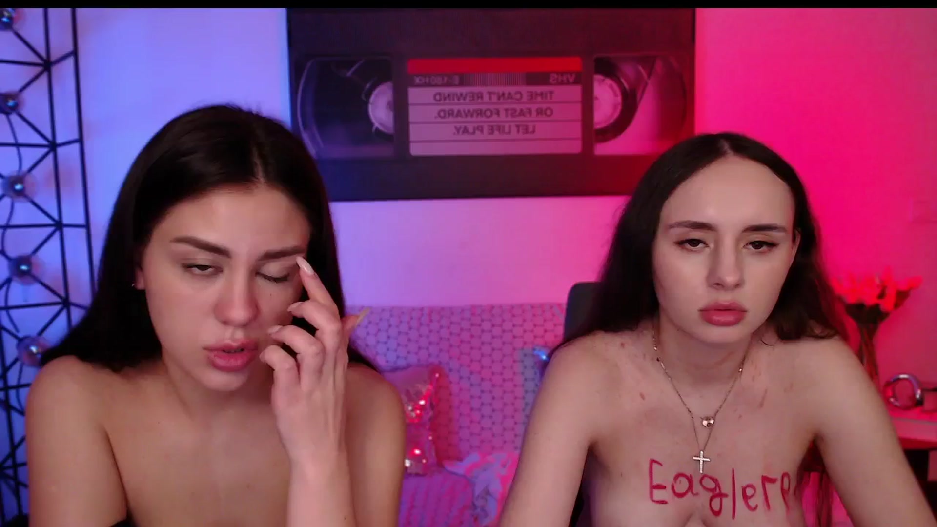Gallery image thumbnail from Lady_Luck0's myfreecams stream on, 03/25/2026, 03:32 image 17 of 20