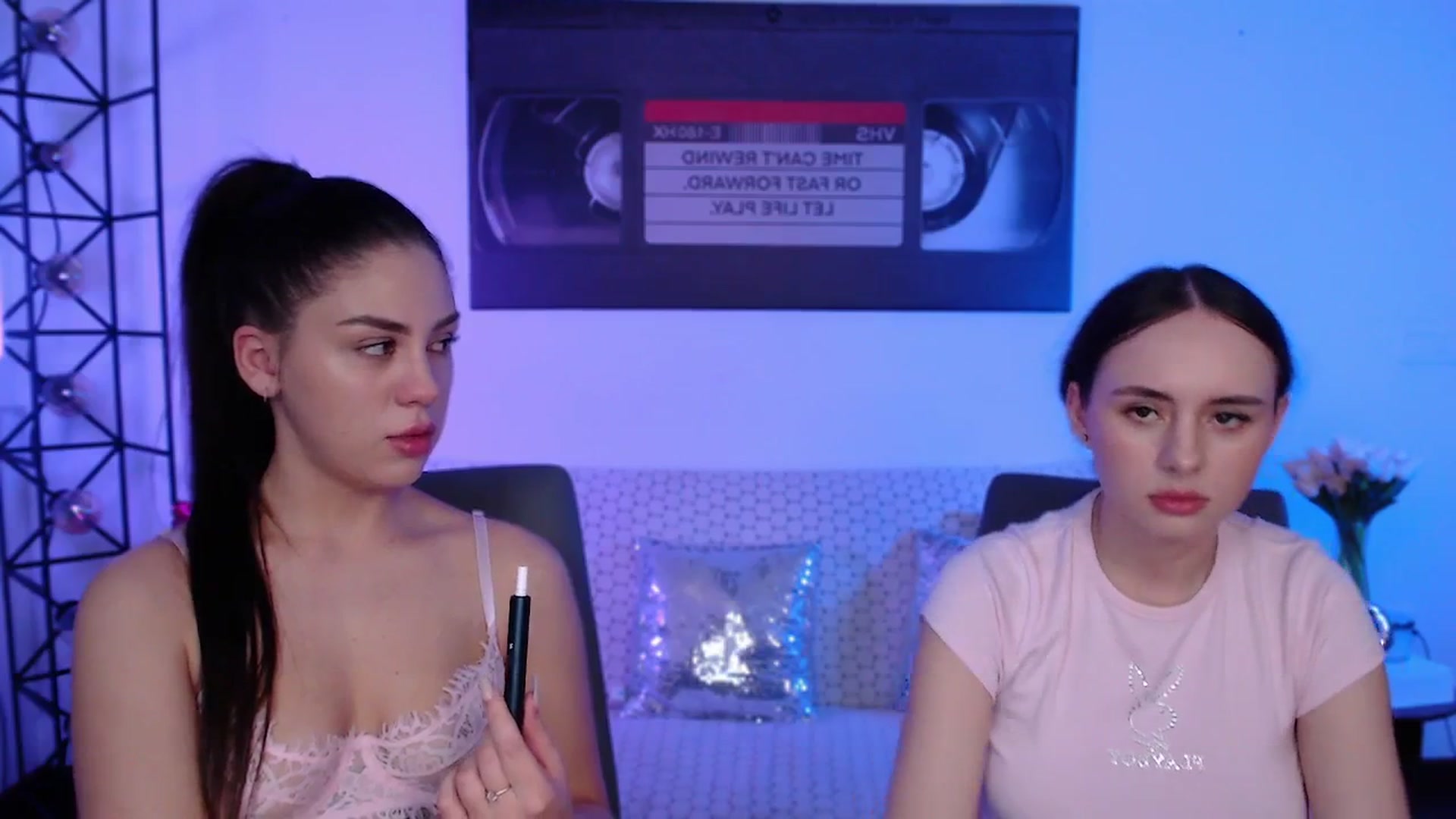 Gallery image thumbnail from Lady_Luck0's myfreecams stream on, 04/01/2026, 21:15 image 7 of 20