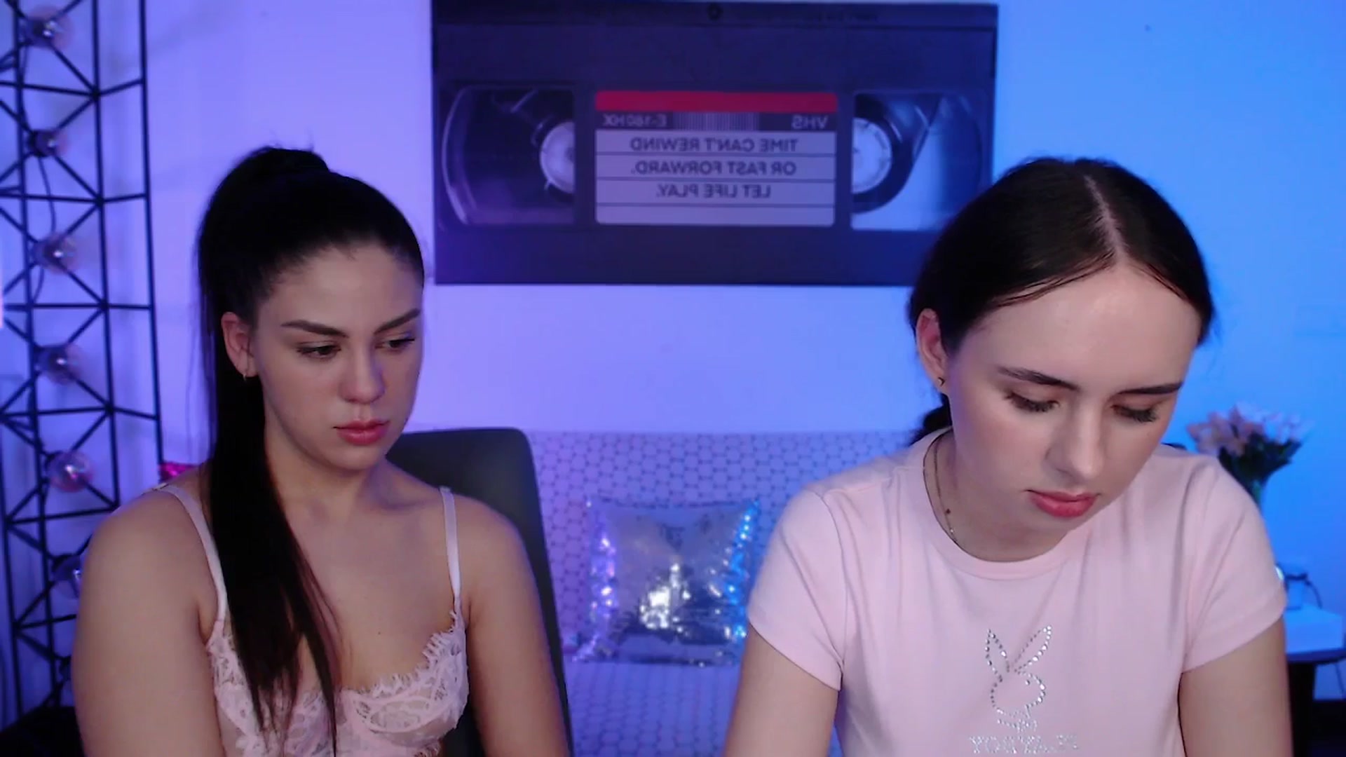 Gallery image thumbnail from Lady_Luck0's myfreecams stream on, 04/01/2026, 21:15 image 14 of 20