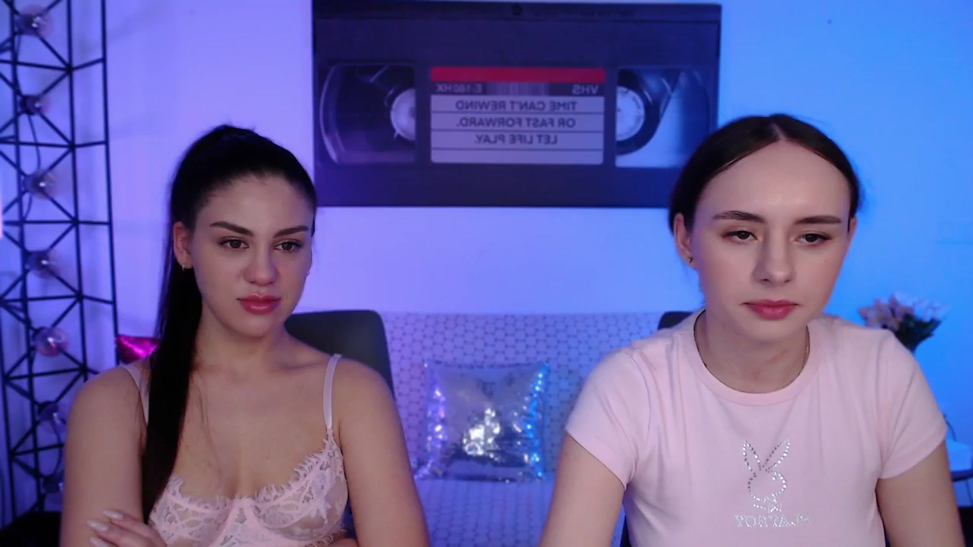 Gallery image thumbnail from Lady_Luck0's myfreecams stream on, 04/01/2026, 21:15 image 1 of 20