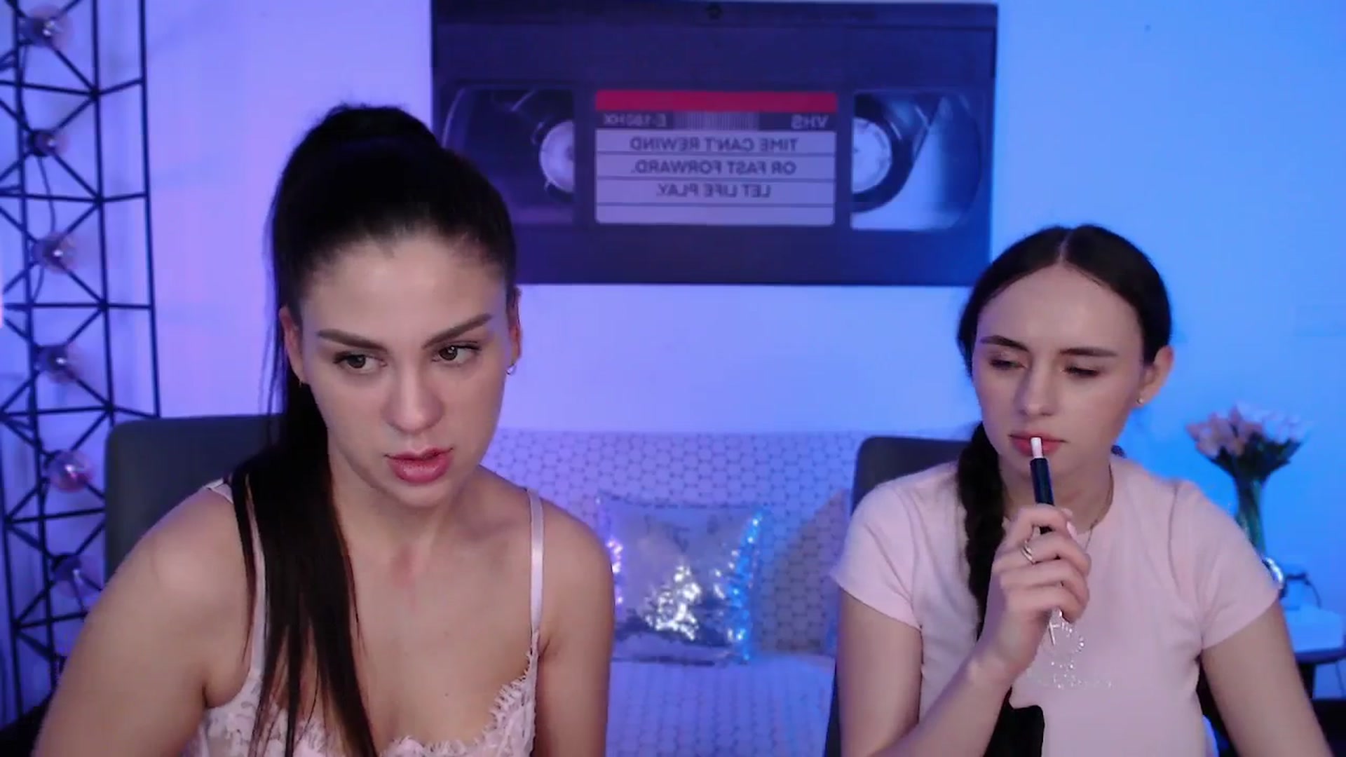 Gallery image thumbnail from Lady_Luck0's myfreecams stream on, 04/01/2026, 22:42 image 19 of 20