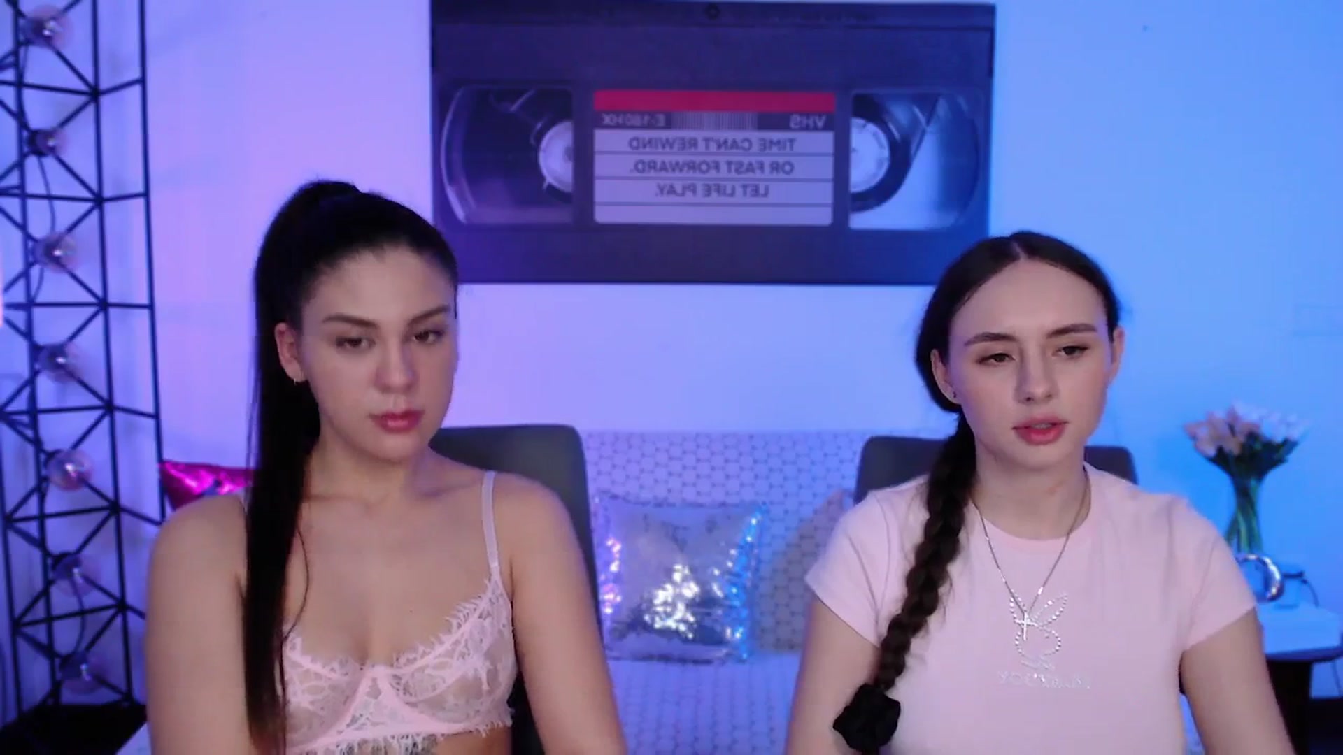 Gallery image thumbnail from Lady_Luck0's myfreecams stream on, 04/01/2026, 22:42 image 17 of 20