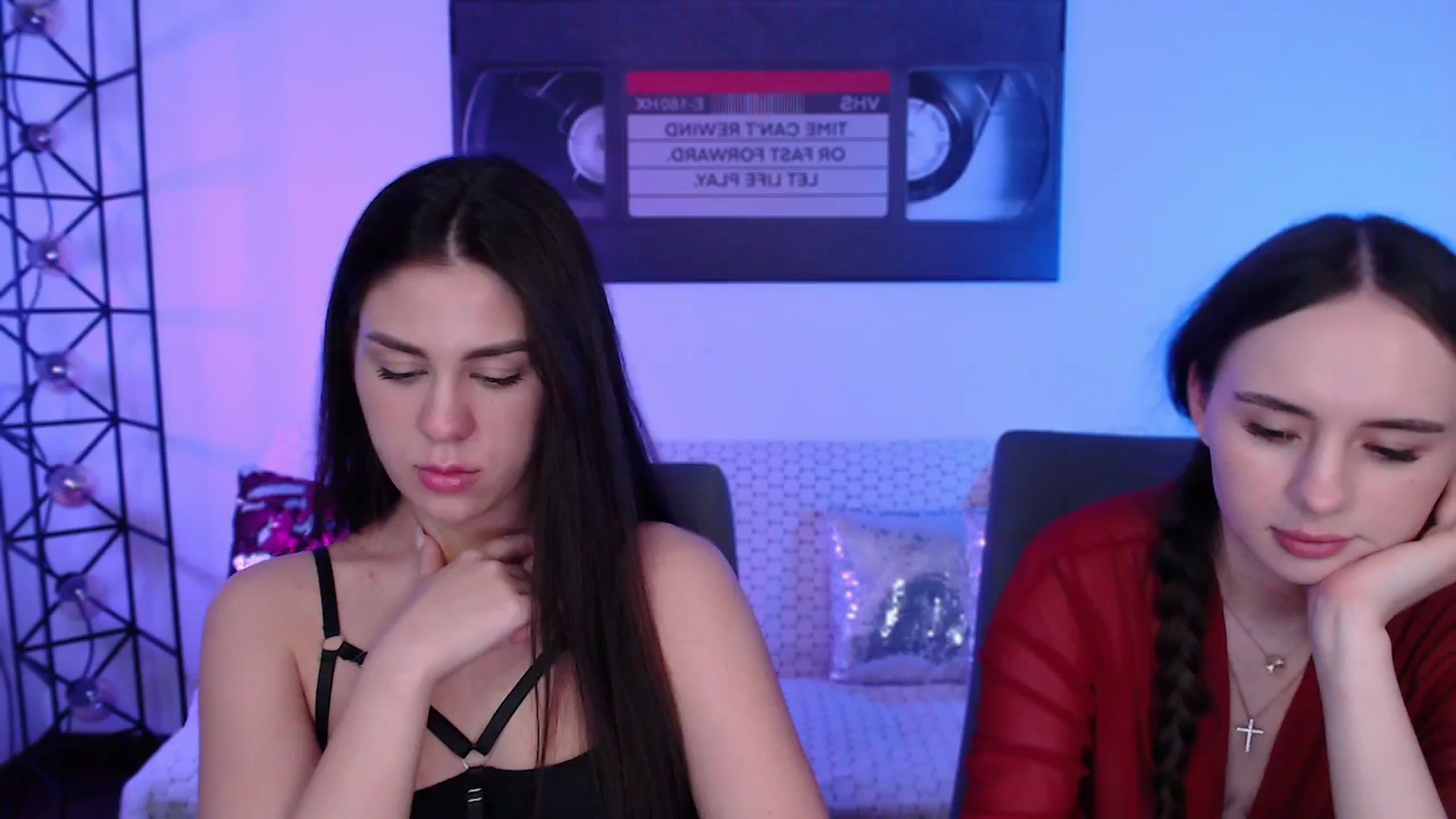 Gallery image thumbnail from Lady_Luck0's myfreecams stream on, 04/05/2026, 01:41 image 8 of 20