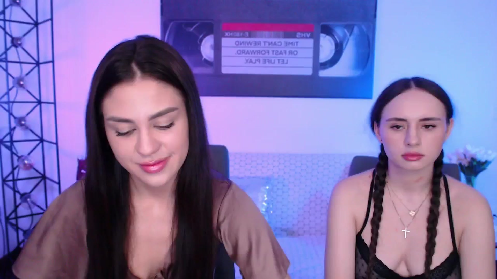 Gallery image thumbnail from Lady_Luck0's myfreecams stream on, 04/05/2026, 23:13 image 6 of 20
