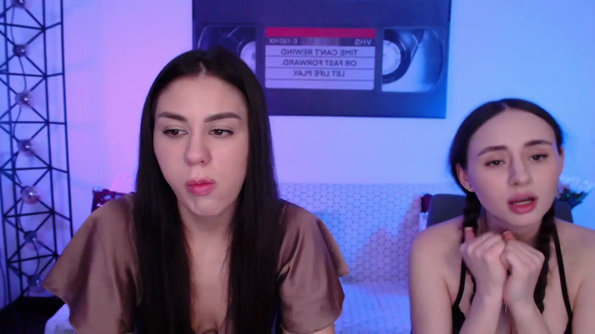 Gallery image thumbnail from Lady_Luck0's myfreecams stream on, 04/05/2026, 23:13 image 17 of 20