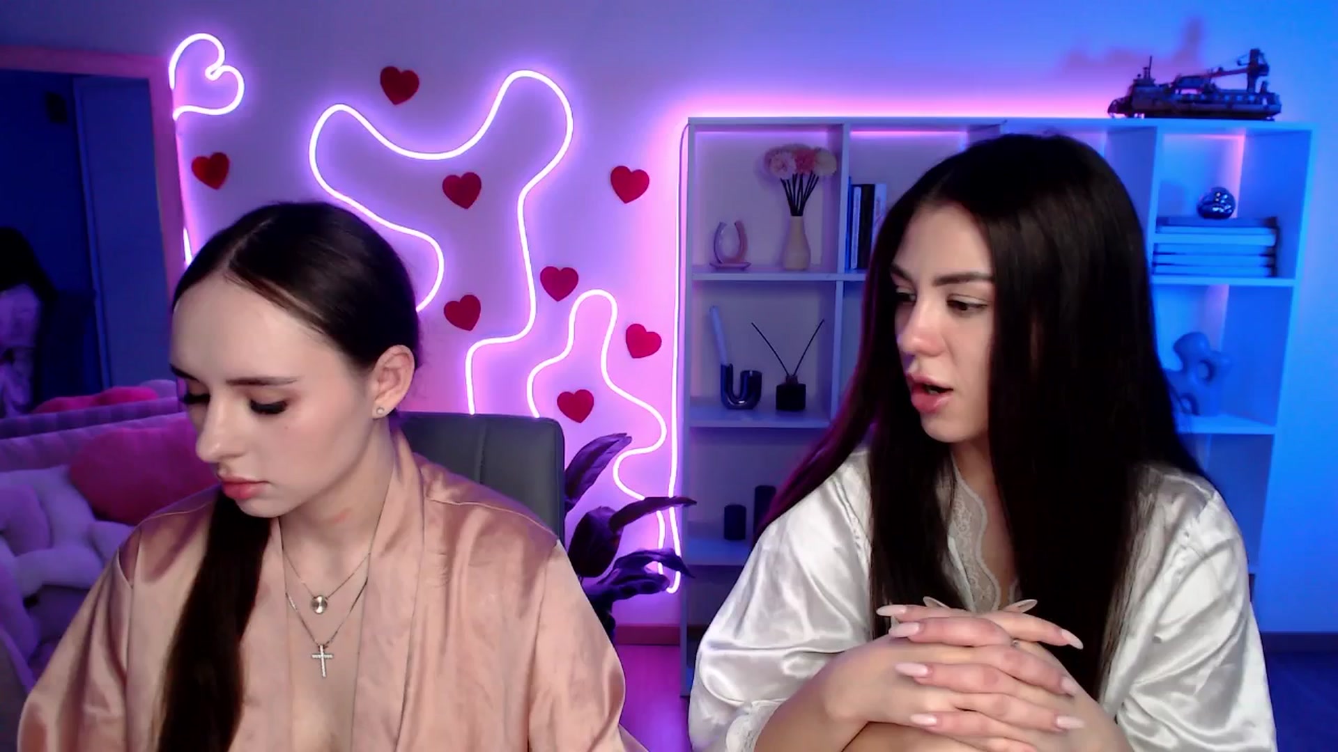Gallery image thumbnail from Lady_Luck0's myfreecams stream on, 04/10/2026, 21:24 image 9 of 20