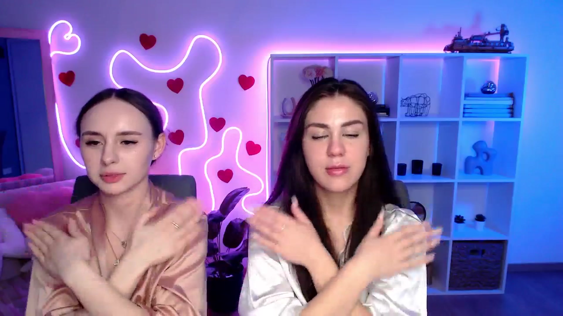 Gallery image thumbnail from Lady_Luck0's myfreecams stream on, 04/11/2026, 24:31 image 19 of 20