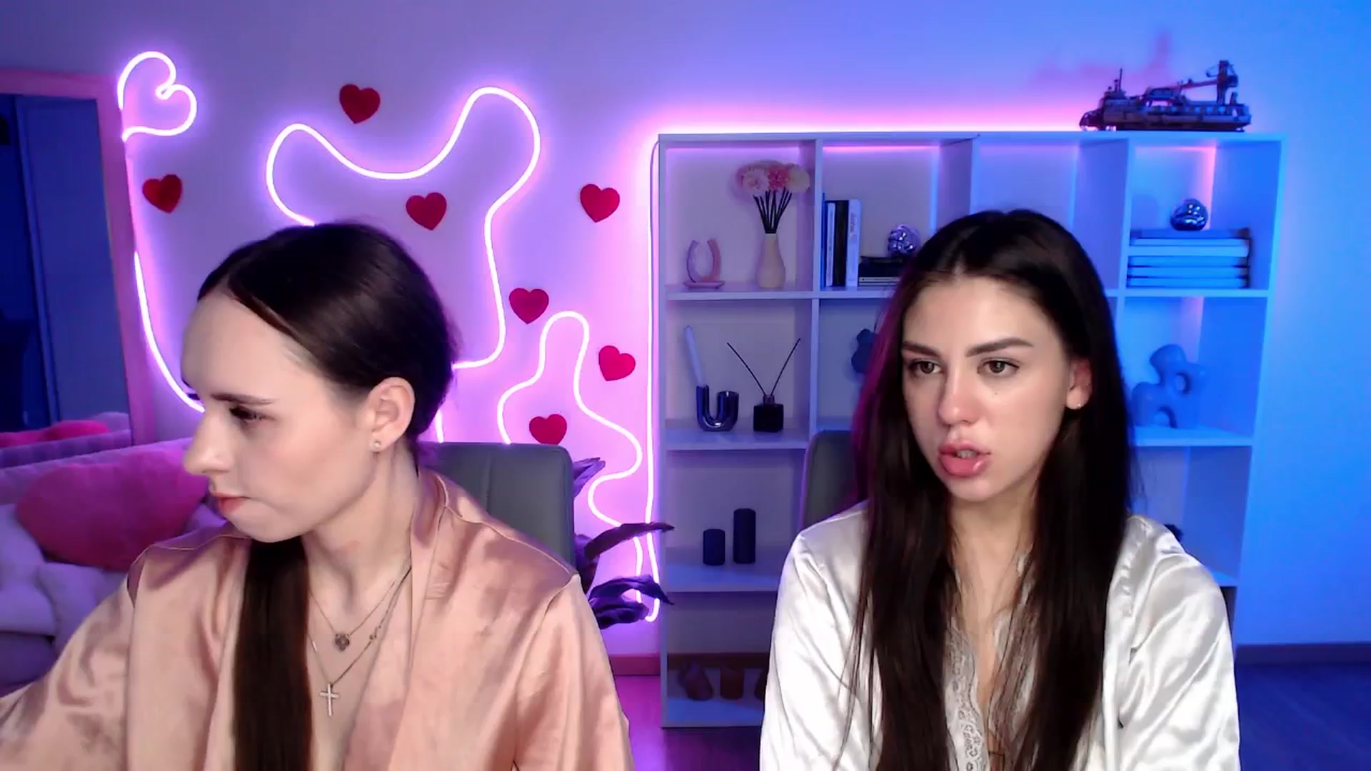 Gallery image thumbnail from Lady_Luck0's myfreecams stream on, 04/11/2026, 24:31 image 1 of 20
