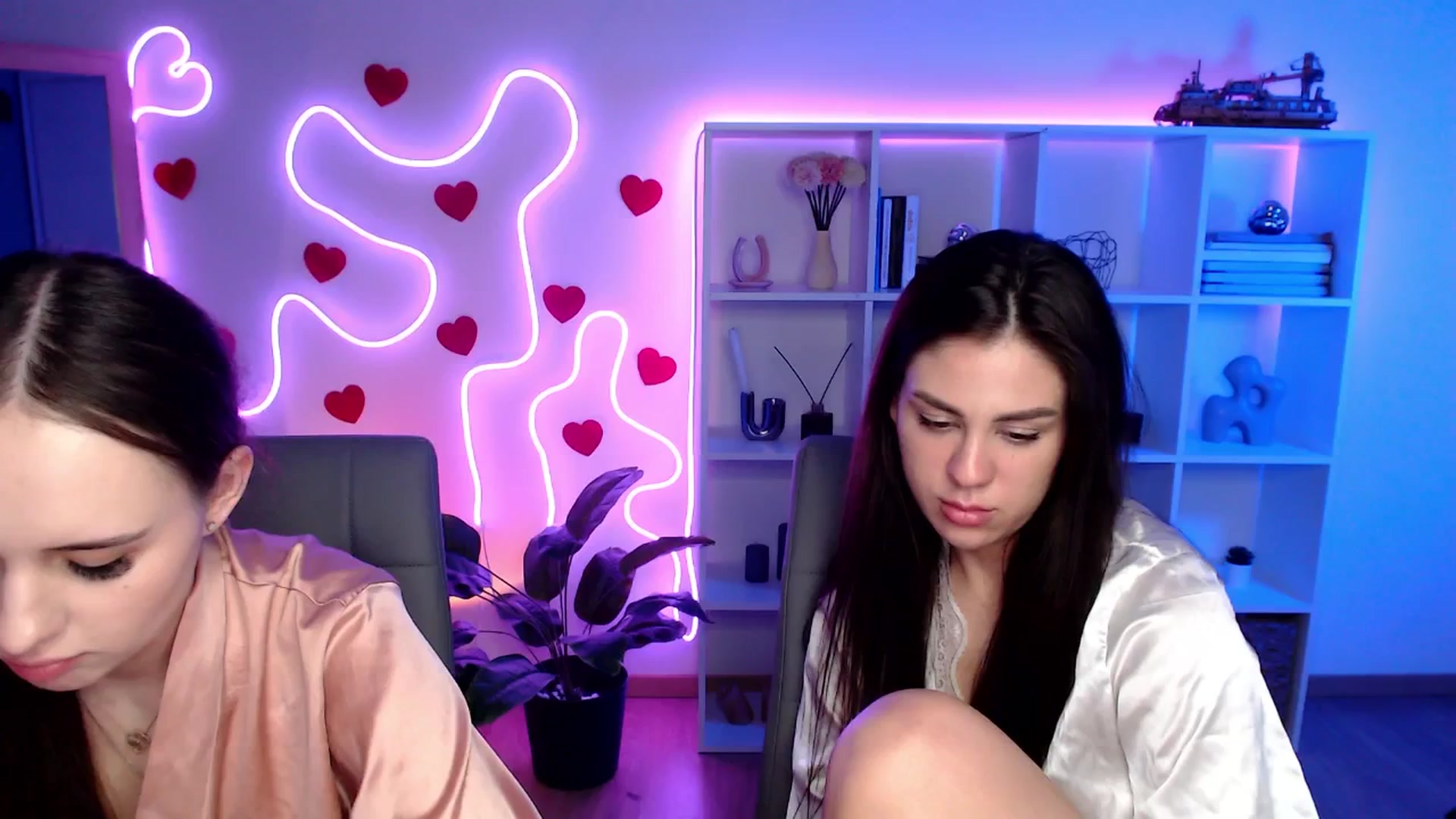 Gallery image thumbnail from Lady_Luck0's myfreecams stream on, 04/11/2026, 02:19 image 5 of 20
