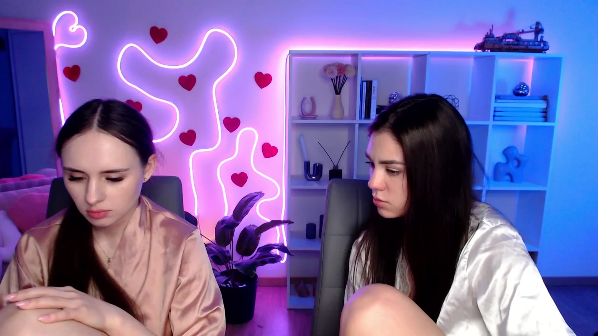Gallery image thumbnail from Lady_Luck0's myfreecams stream on, 04/11/2026, 02:19 image 3 of 20