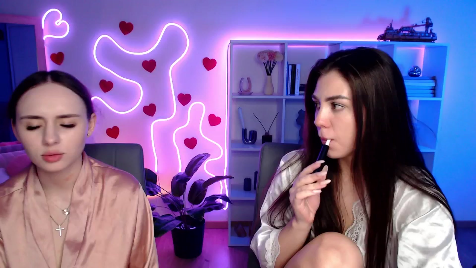 Gallery image thumbnail from Lady_Luck0's myfreecams stream on, 04/11/2026, 02:19 image 7 of 20