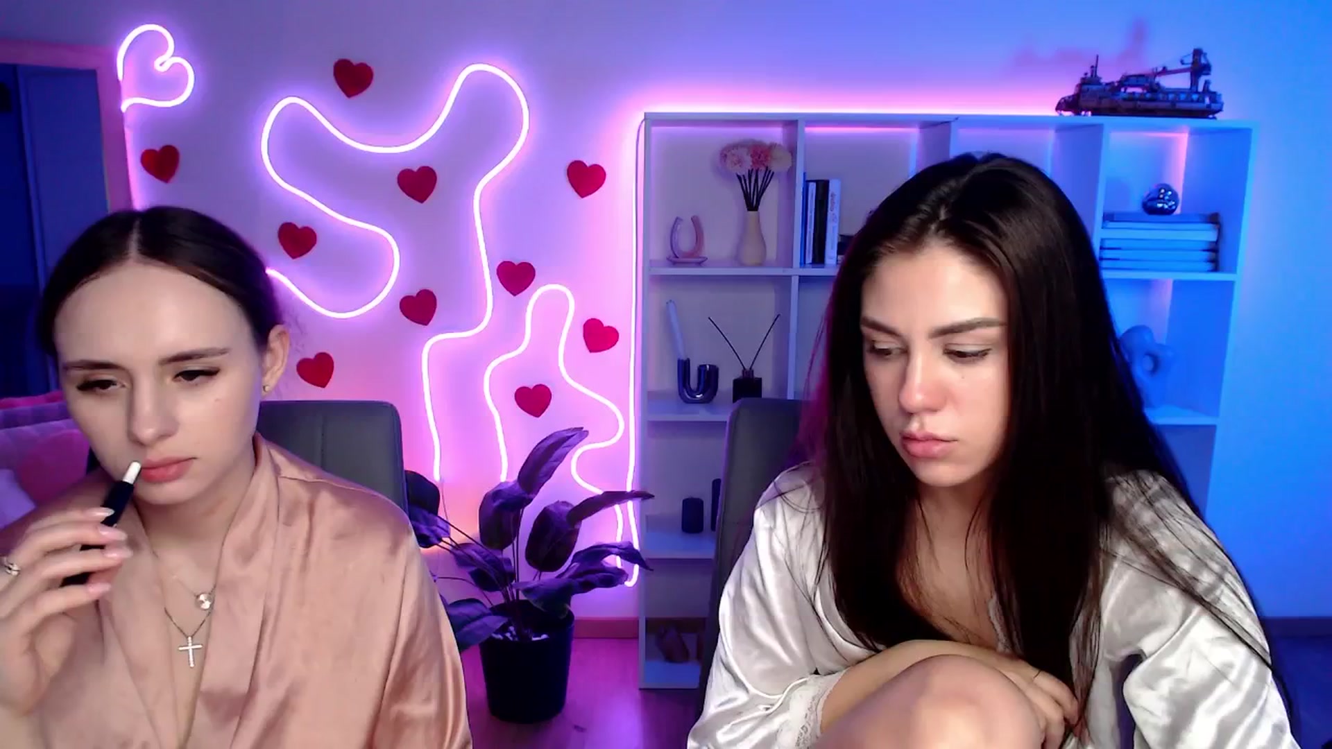 Gallery image thumbnail from Lady_Luck0's myfreecams stream on, 04/11/2026, 02:19 image 8 of 20