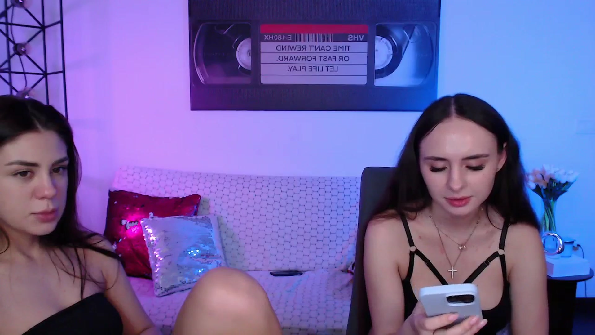 Gallery image thumbnail from Lady_Luck0's myfreecams stream on, 04/15/2026, 02:39 image 14 of 20