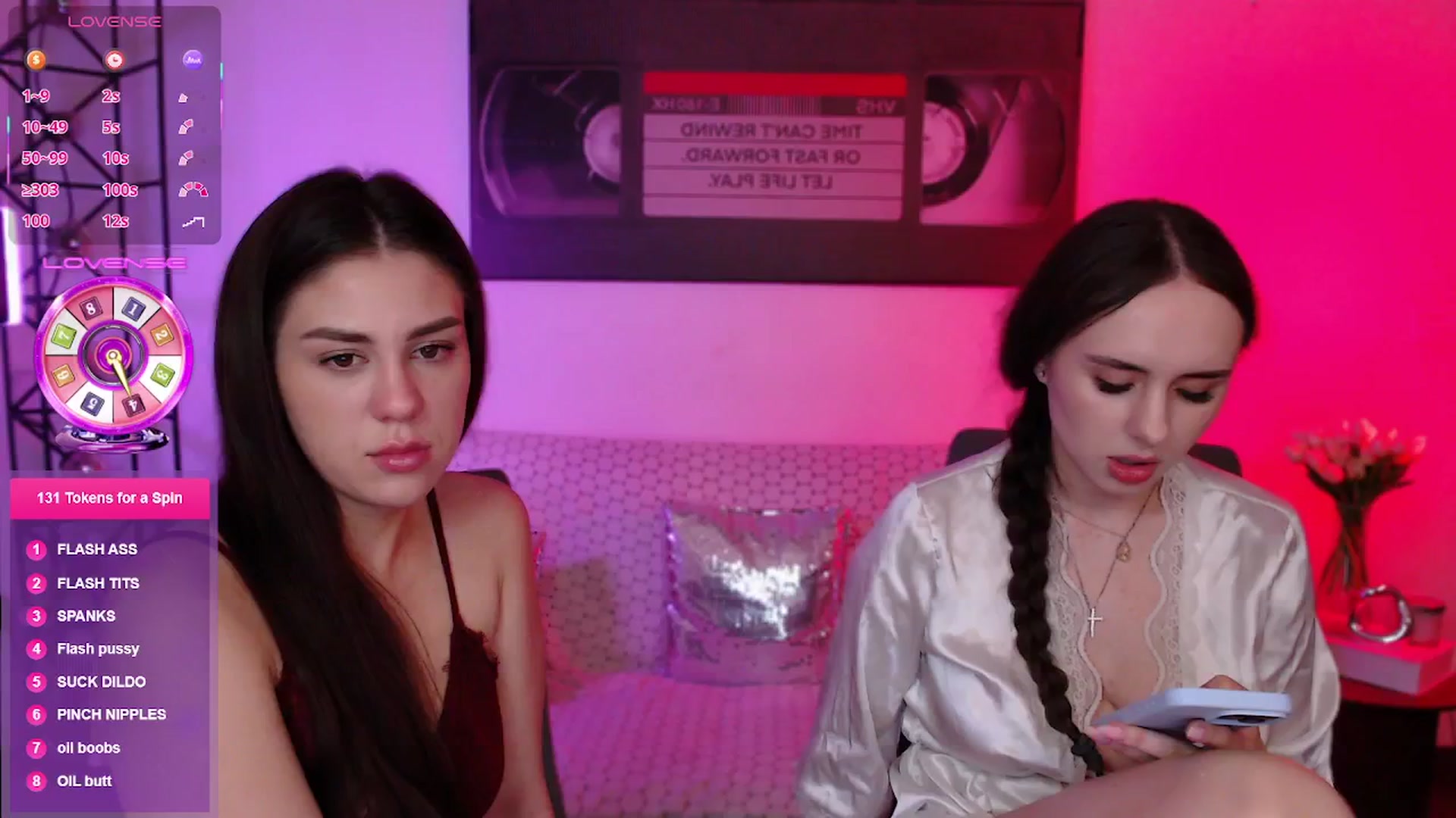 Gallery image thumbnail from Lady_Luck0's myfreecams stream on, 04/15/2026, 23:30 image 18 of 20