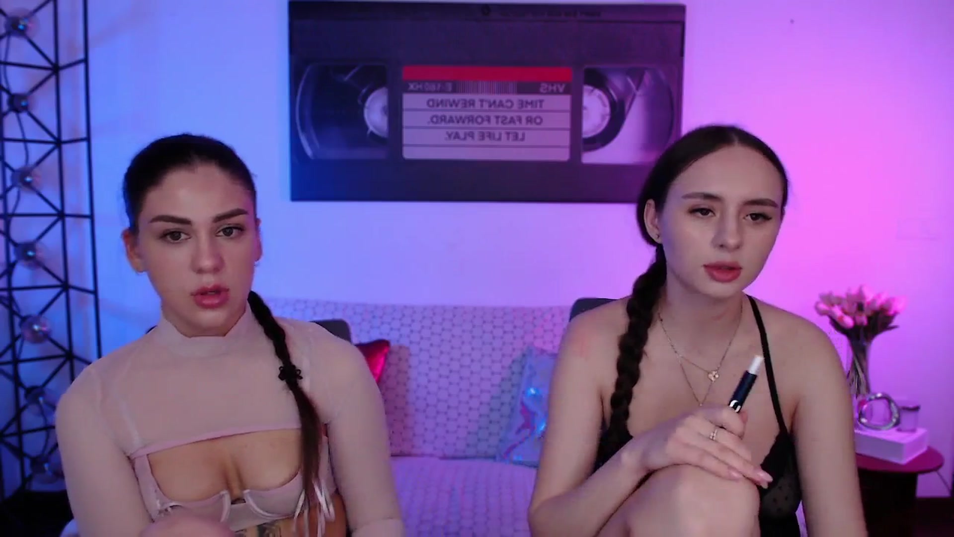 Gallery image thumbnail from Lady_Luck0's myfreecams stream on, 04/18/2026, 21:37 image 10 of 20