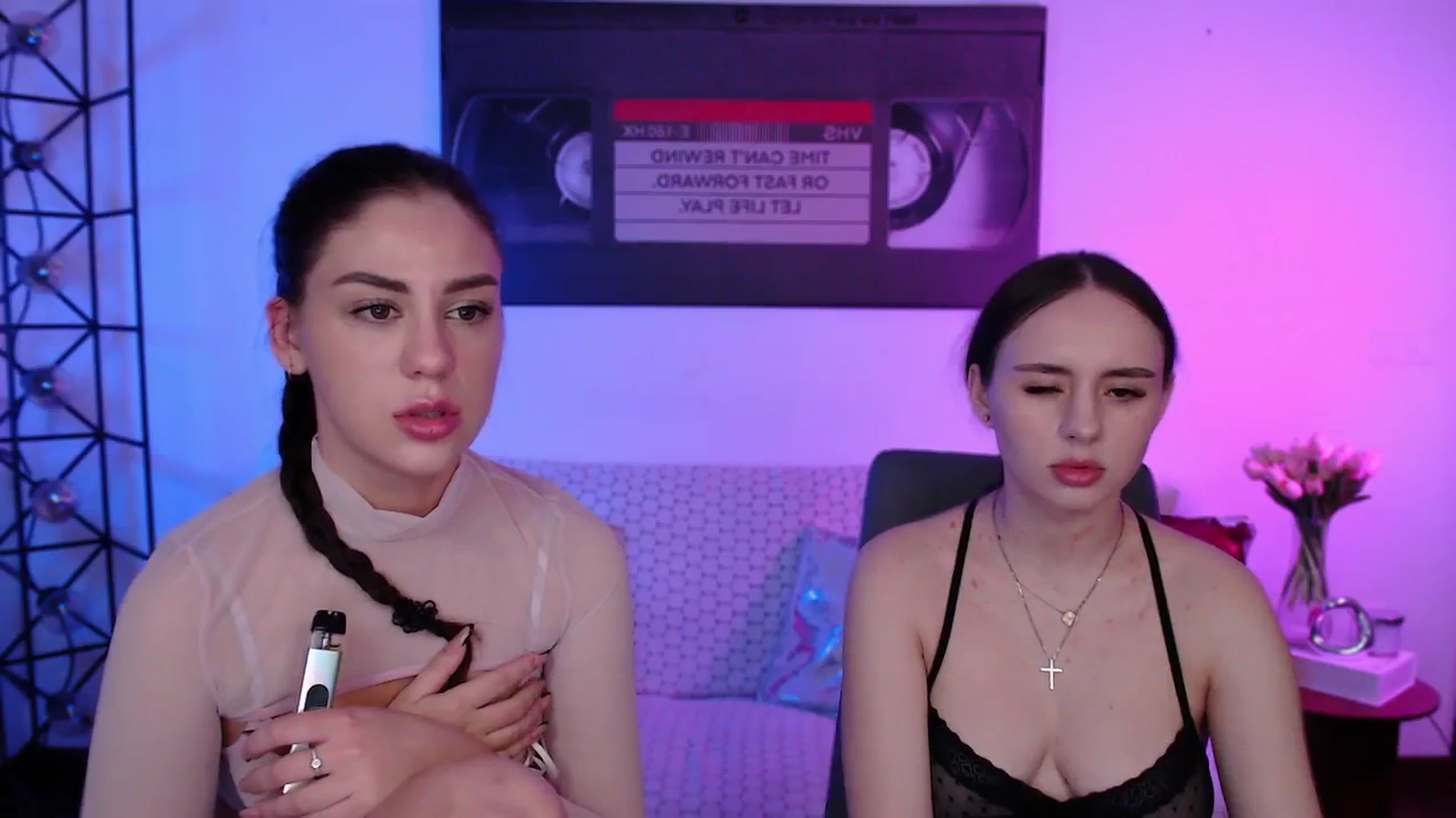 Gallery image thumbnail from Lady_Luck0's myfreecams stream on, 04/18/2026, 21:37 image 14 of 20