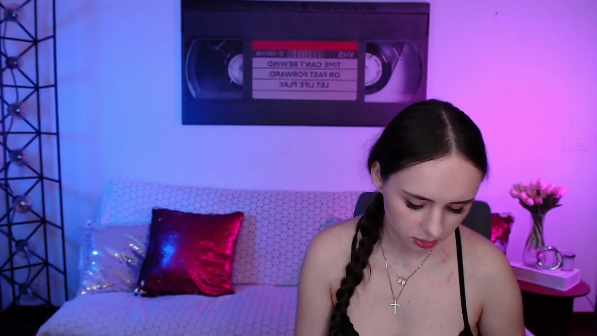 Gallery image thumbnail from Lady_Luck0's myfreecams stream on, 04/18/2026, 22:59 image 12 of 20