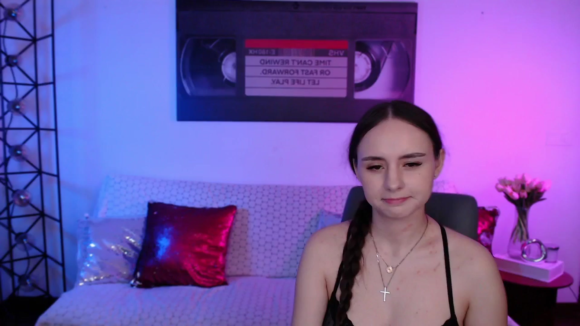 Gallery image thumbnail from Lady_Luck0's myfreecams stream on, 04/18/2026, 22:59 image 3 of 20