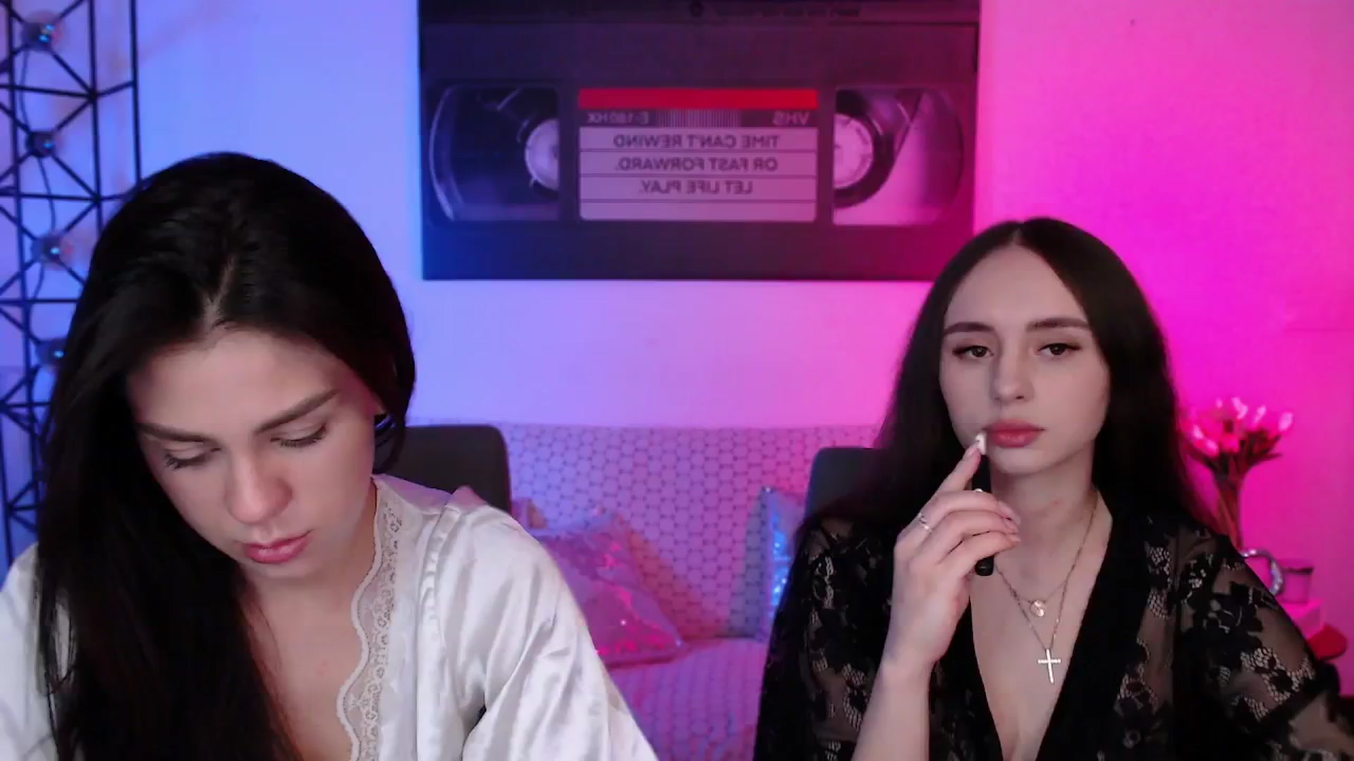 Gallery image thumbnail from Lady_Luck0's myfreecams stream on, 04/22/2026, 22:16 image 17 of 20