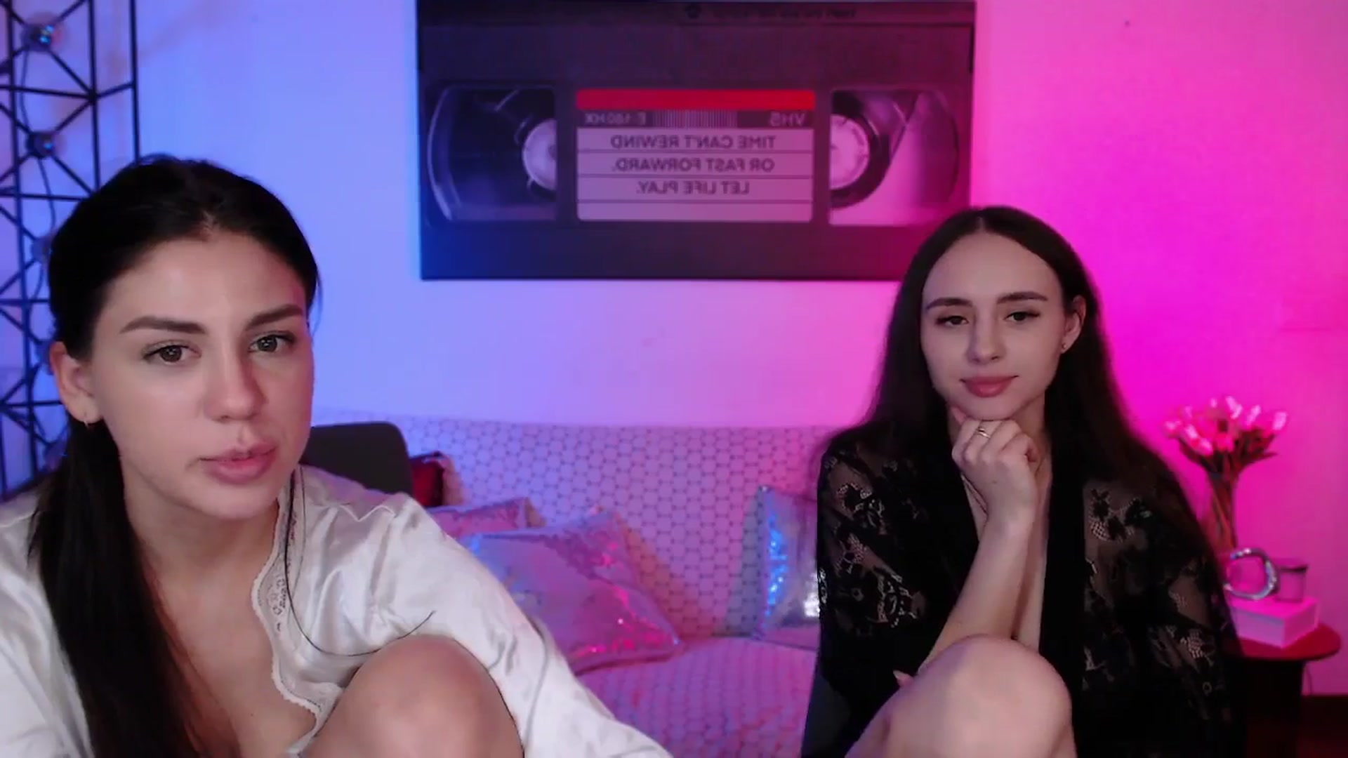 Gallery image thumbnail from Lady_Luck0's myfreecams stream on, 04/23/2026, 24:03 image 16 of 20