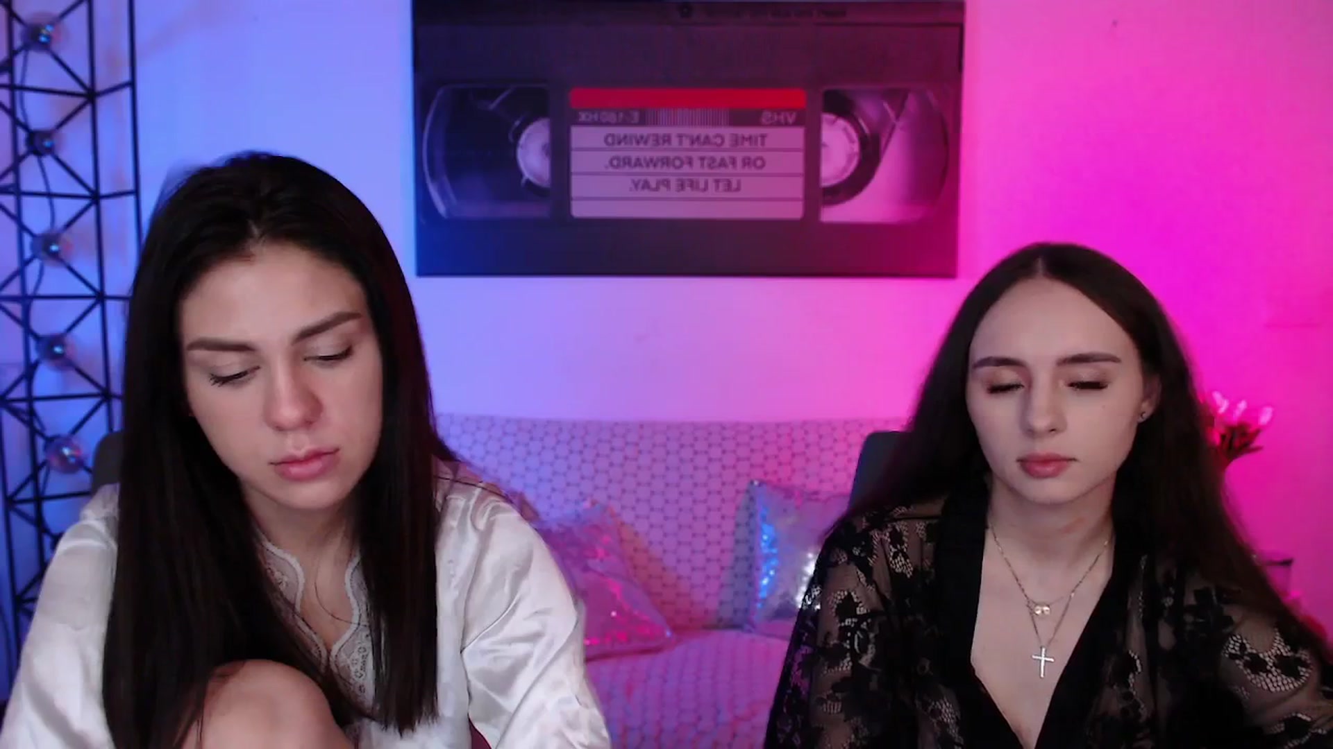 Gallery image thumbnail from Lady_Luck0's myfreecams stream on, 04/23/2026, 24:03 image 14 of 20