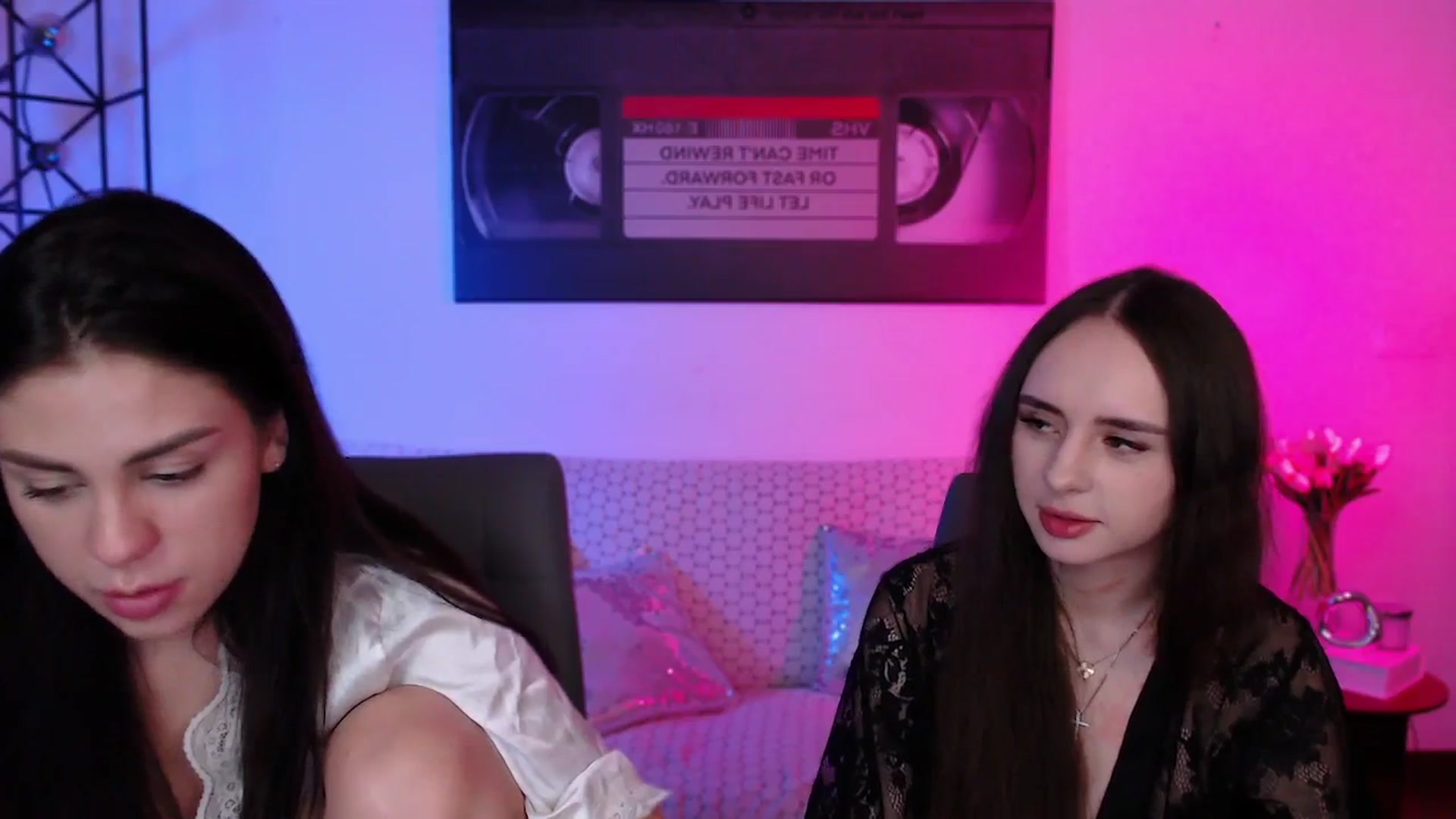 Gallery image thumbnail from Lady_Luck0's myfreecams stream on, 04/23/2026, 24:03 image 10 of 20