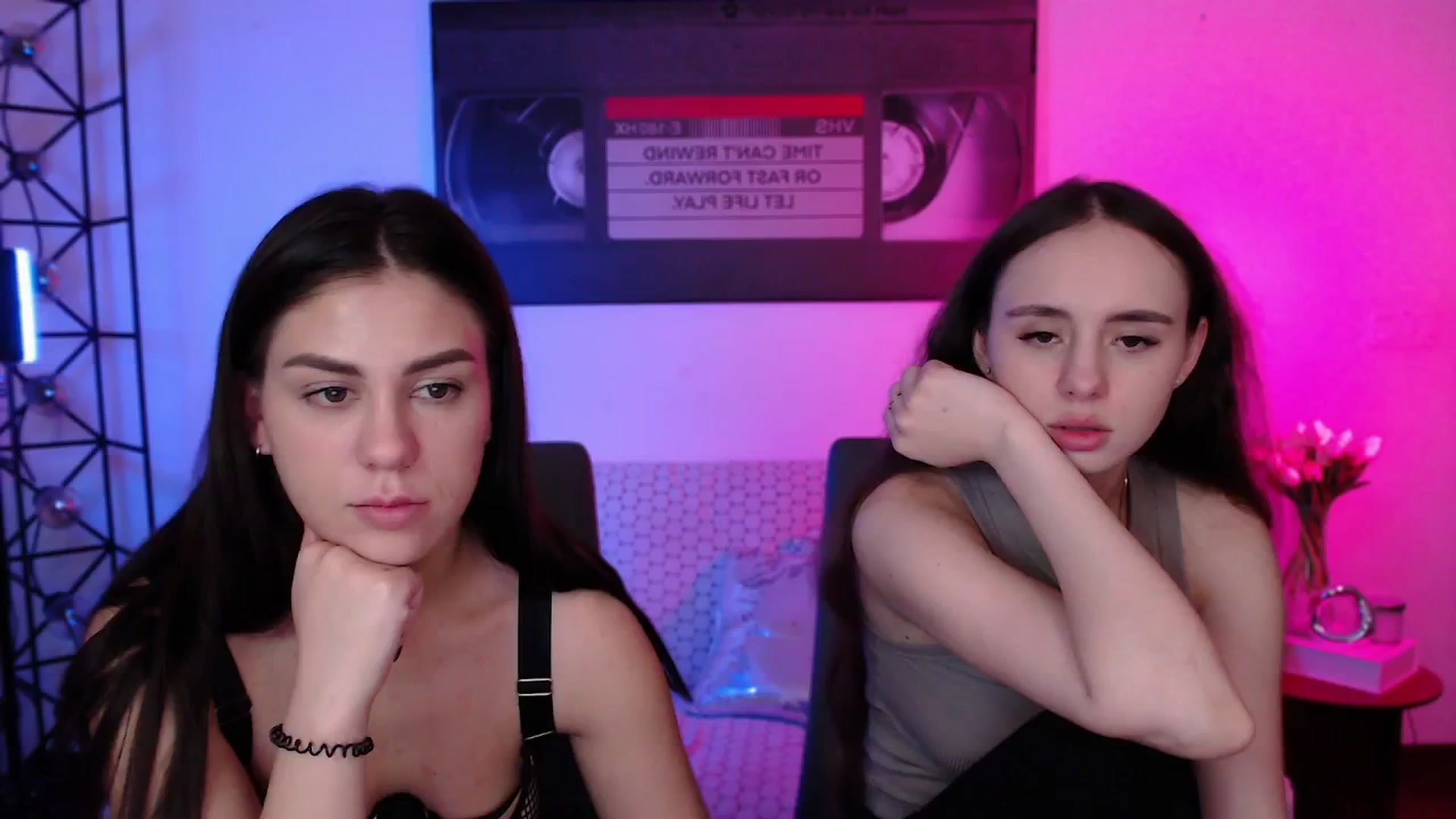 Gallery image thumbnail from Lady_Luck0's myfreecams stream on, 04/26/2026, 02:56 image 10 of 20