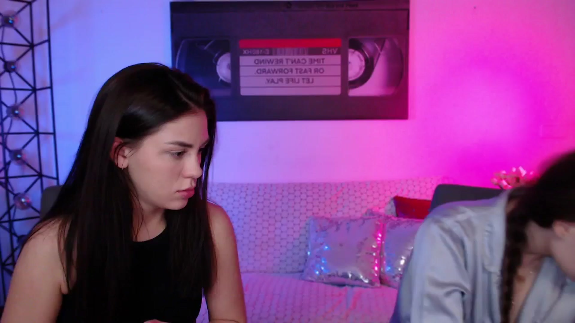 Gallery image thumbnail from Lady_Luck0's myfreecams stream on, 04/27/2026, 24:03 image 10 of 20